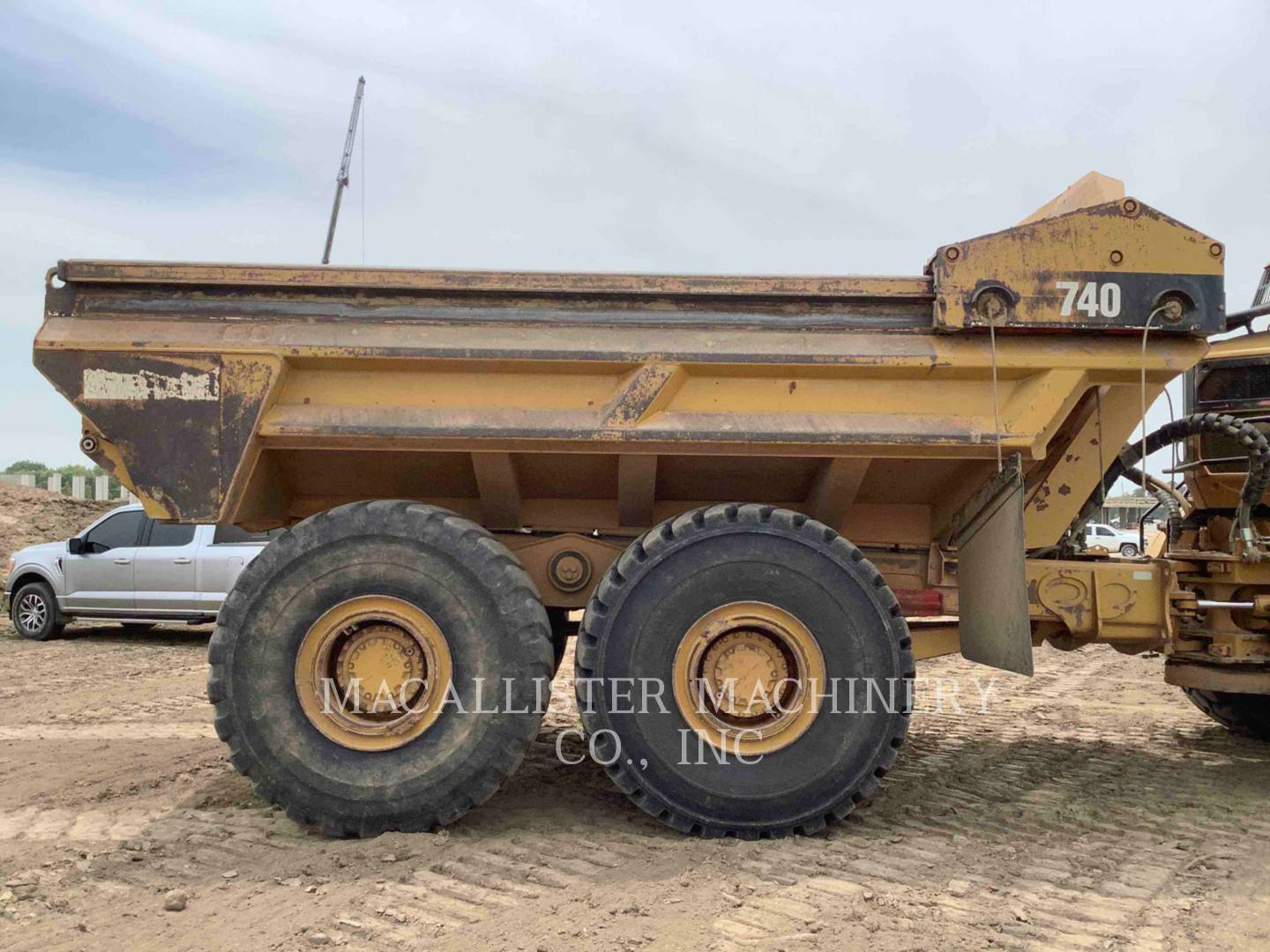 2005 Caterpillar 740EJ Articulated Truck