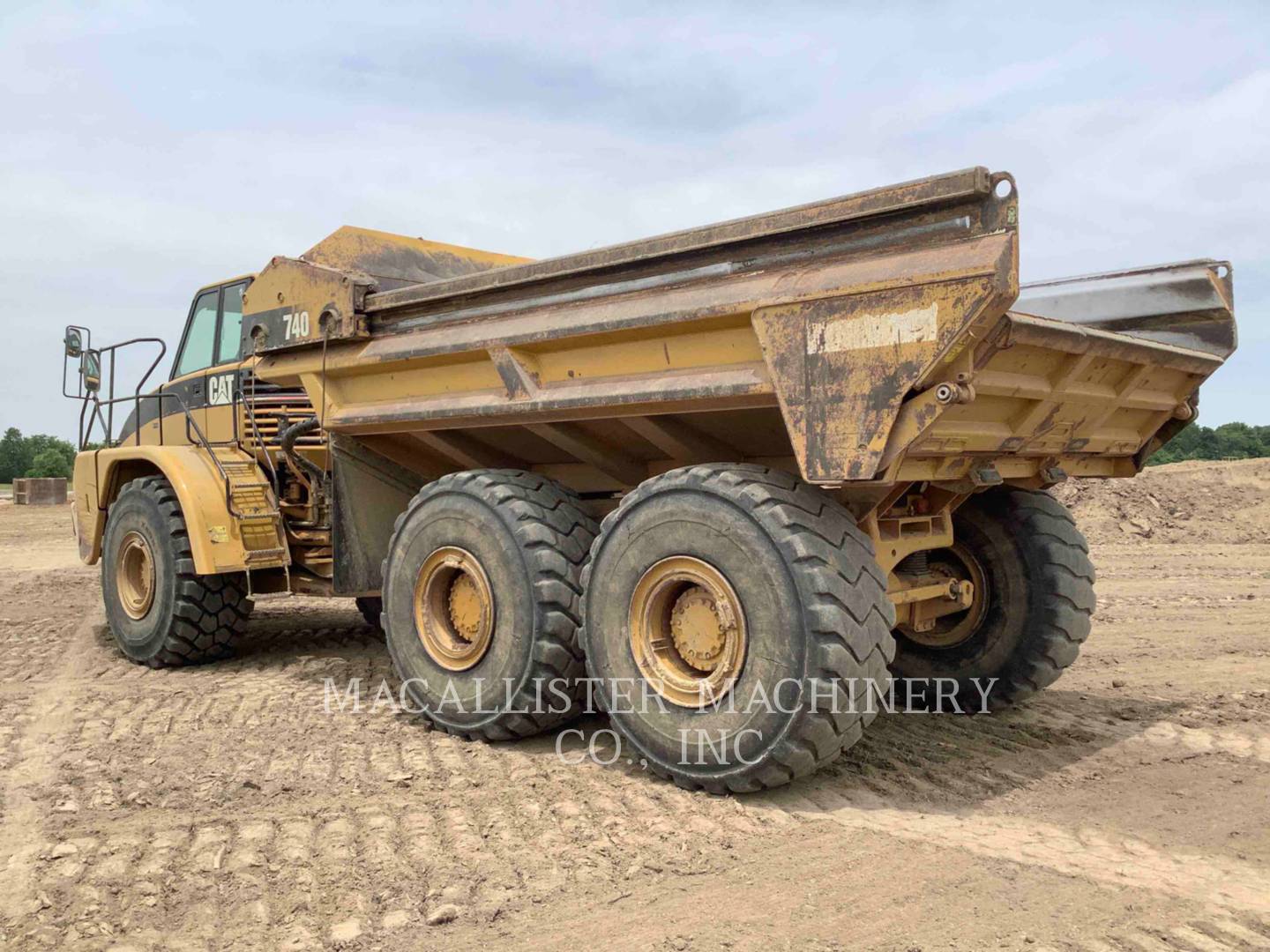 2005 Caterpillar 740EJ Articulated Truck