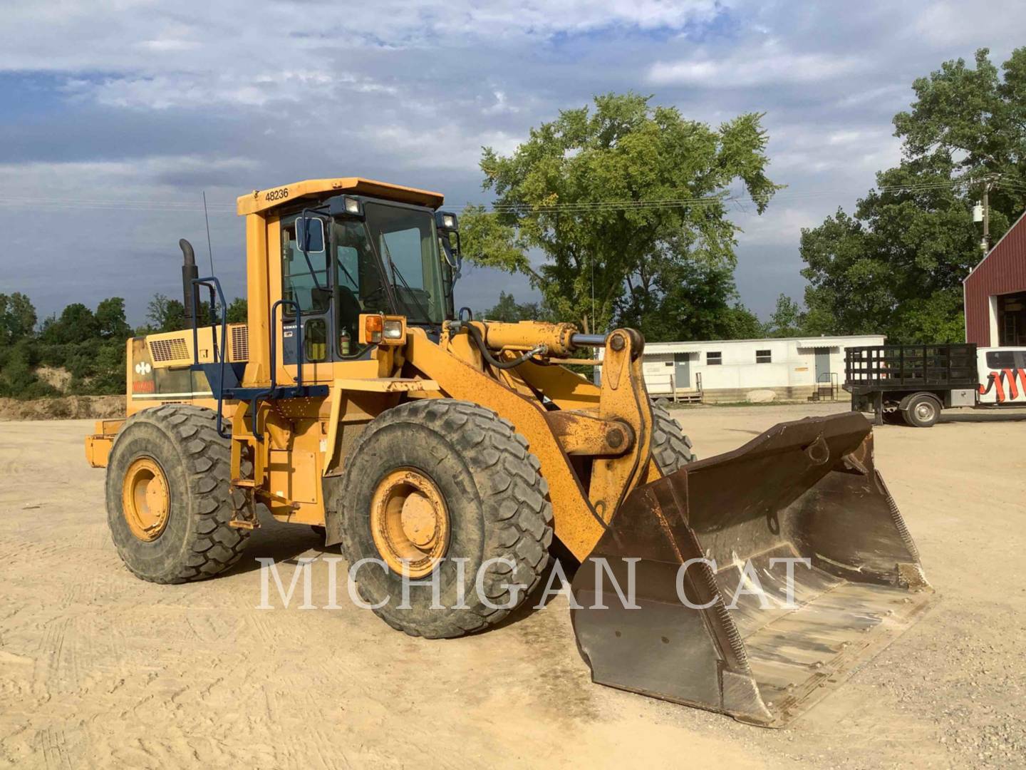 1989 Komatsu WA450-1L Wheel Loader