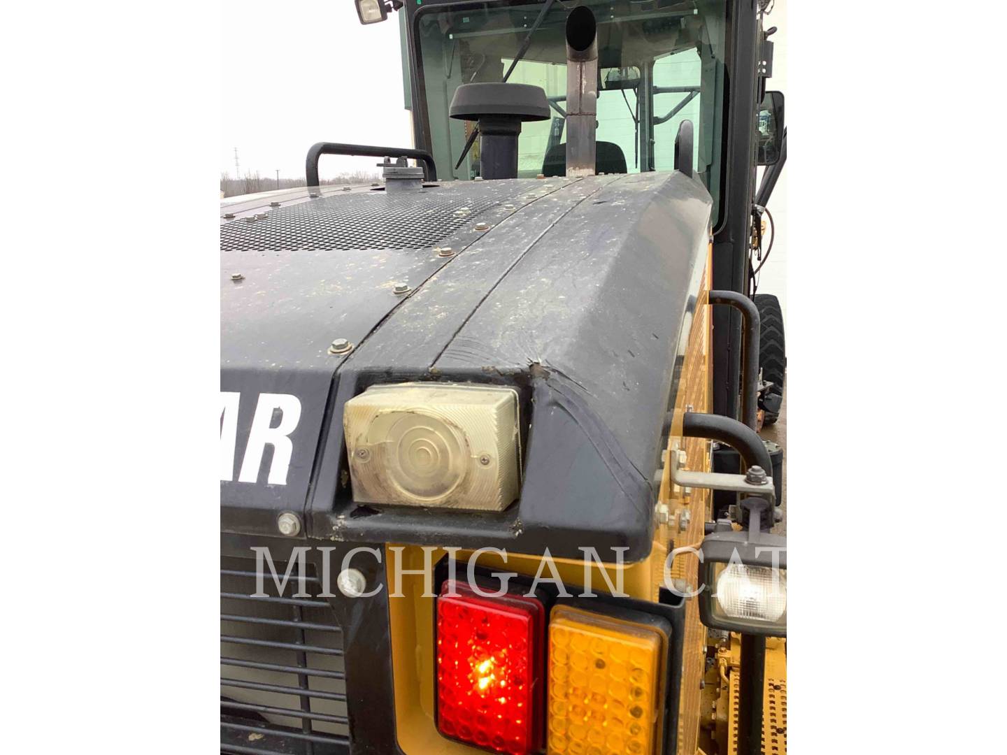 2011 Caterpillar 12M Grader - Road