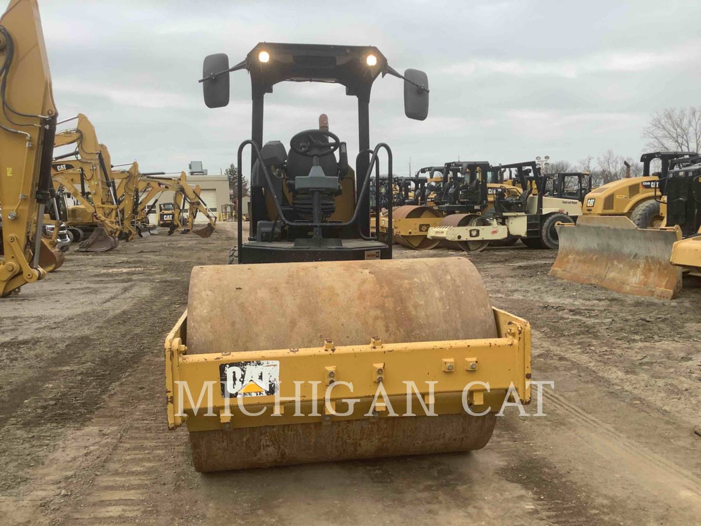 2016 Caterpillar CS44B Vibratory Single