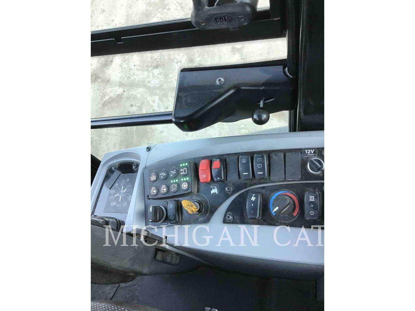 2019 Caterpillar 908M A Wheel Loader