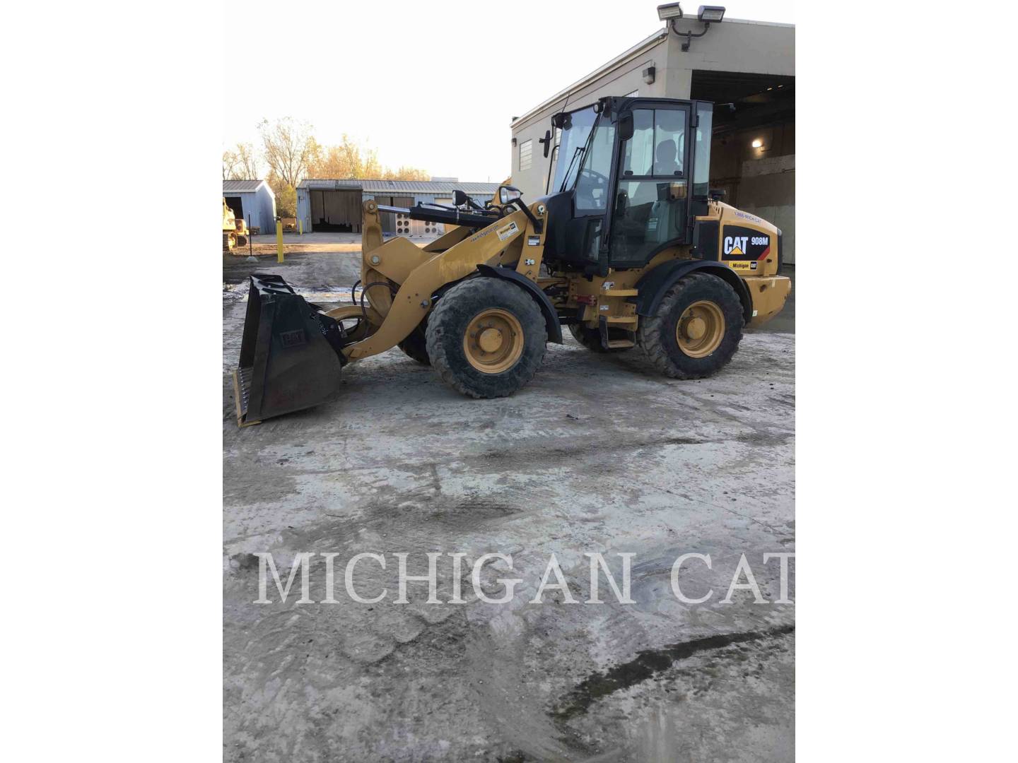 2019 Caterpillar 908M A Wheel Loader