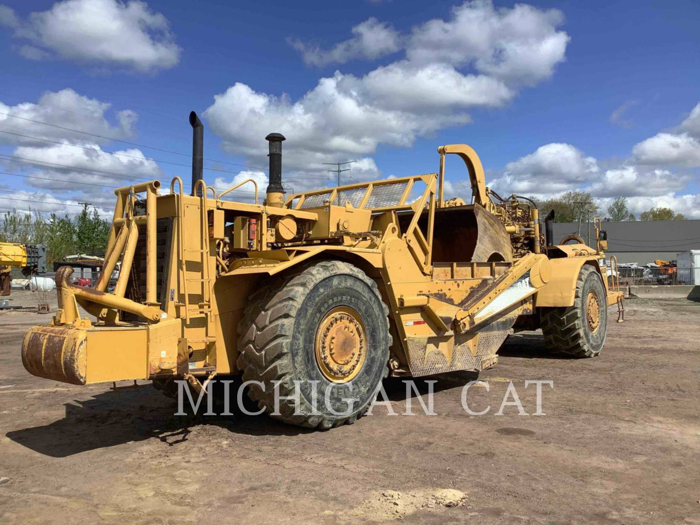 2001 Caterpillar 627G Wheel Tractor