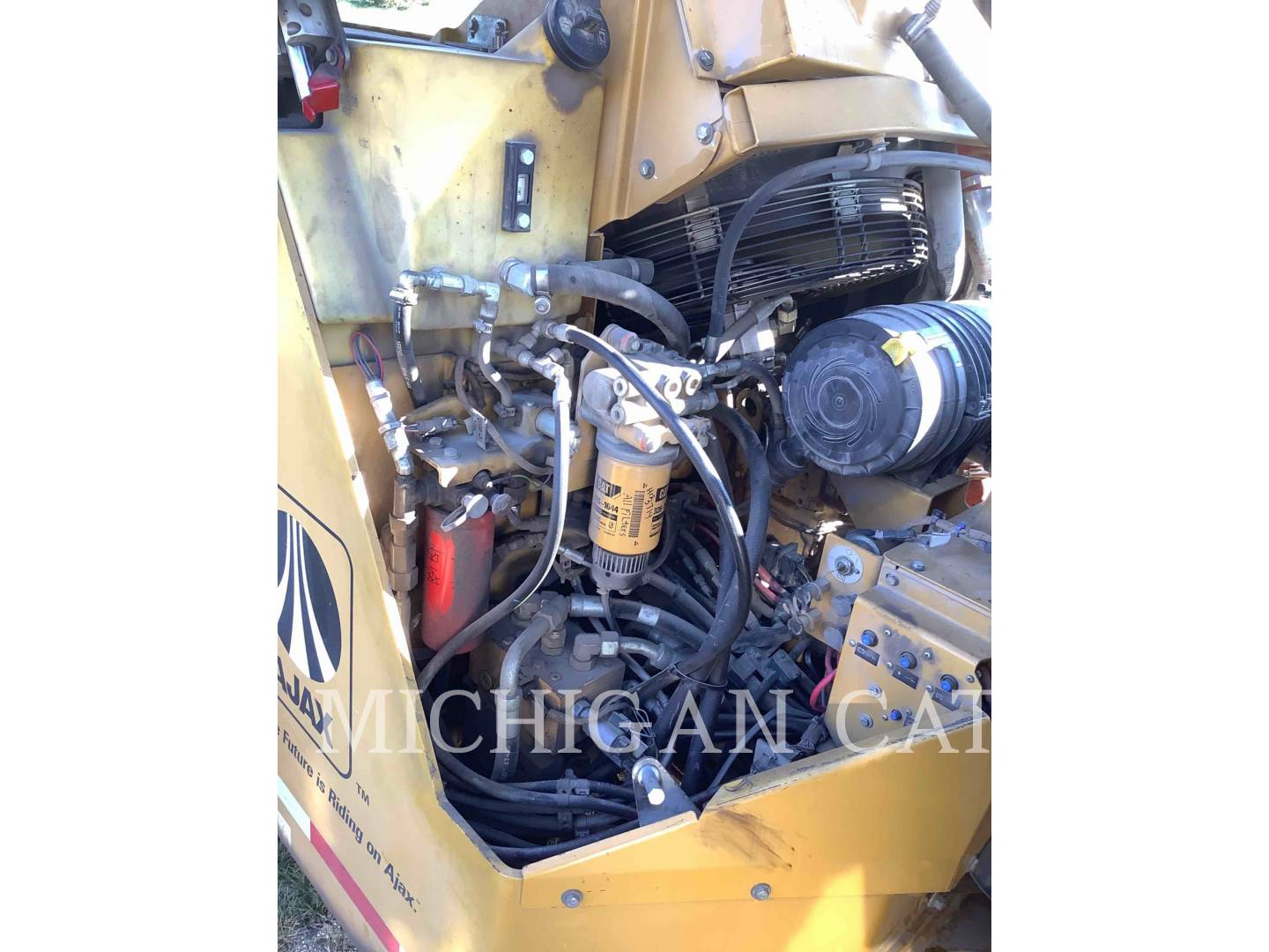 2012 Caterpillar CB54 XW Vibratory Double