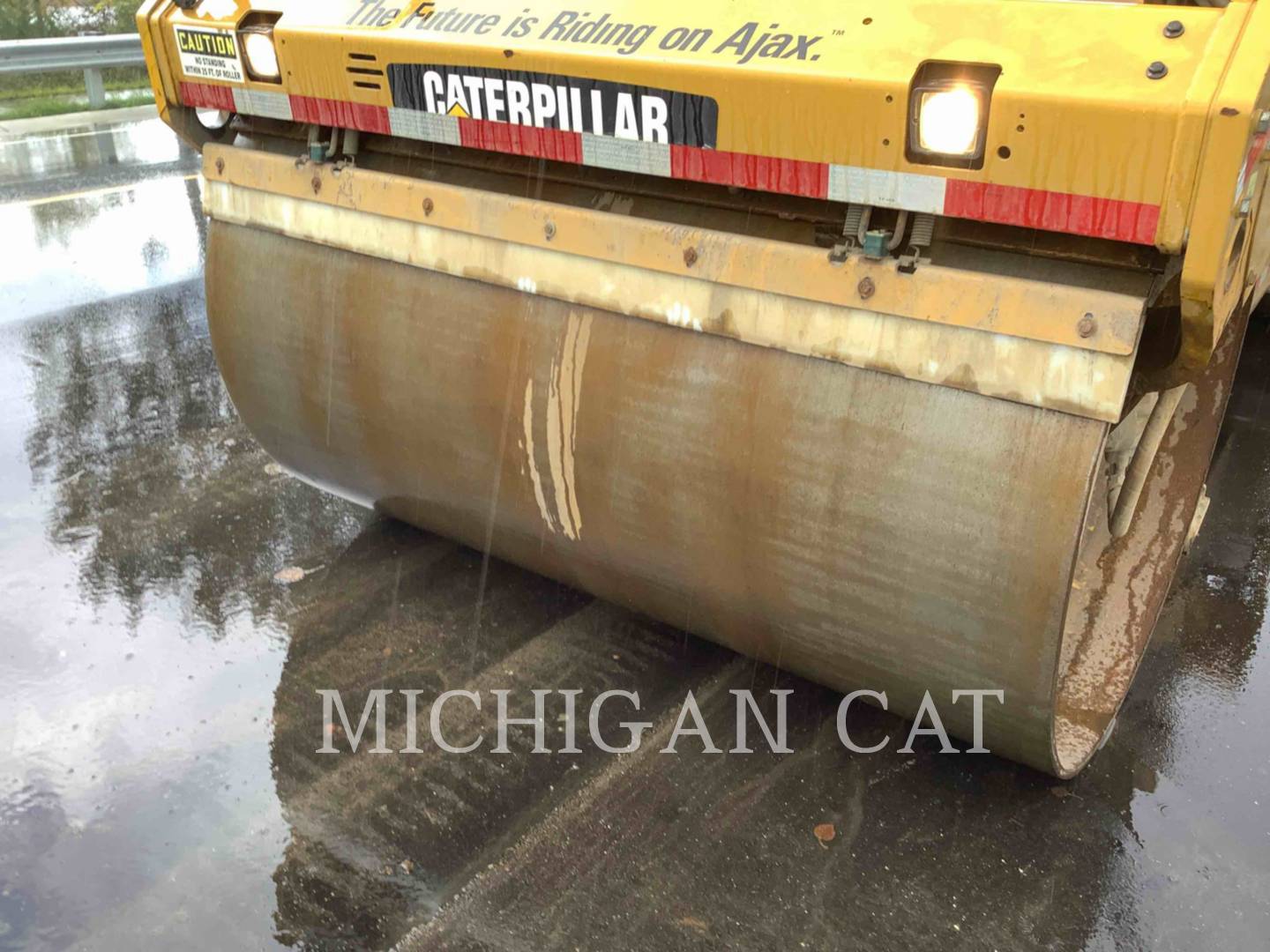 2013 Caterpillar CB54 XW Vibratory Double