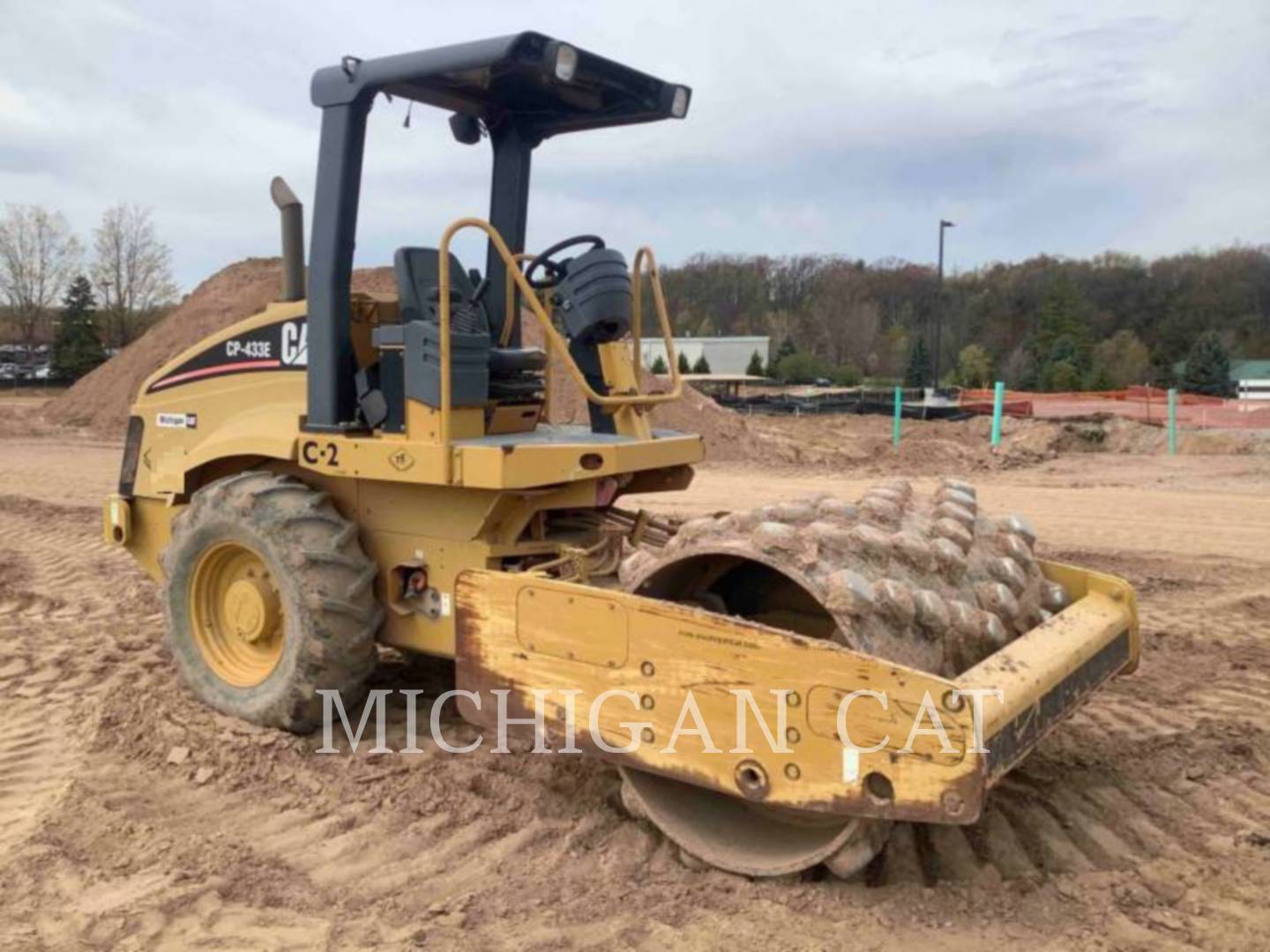 2006 Caterpillar CP433E Vibratory Single