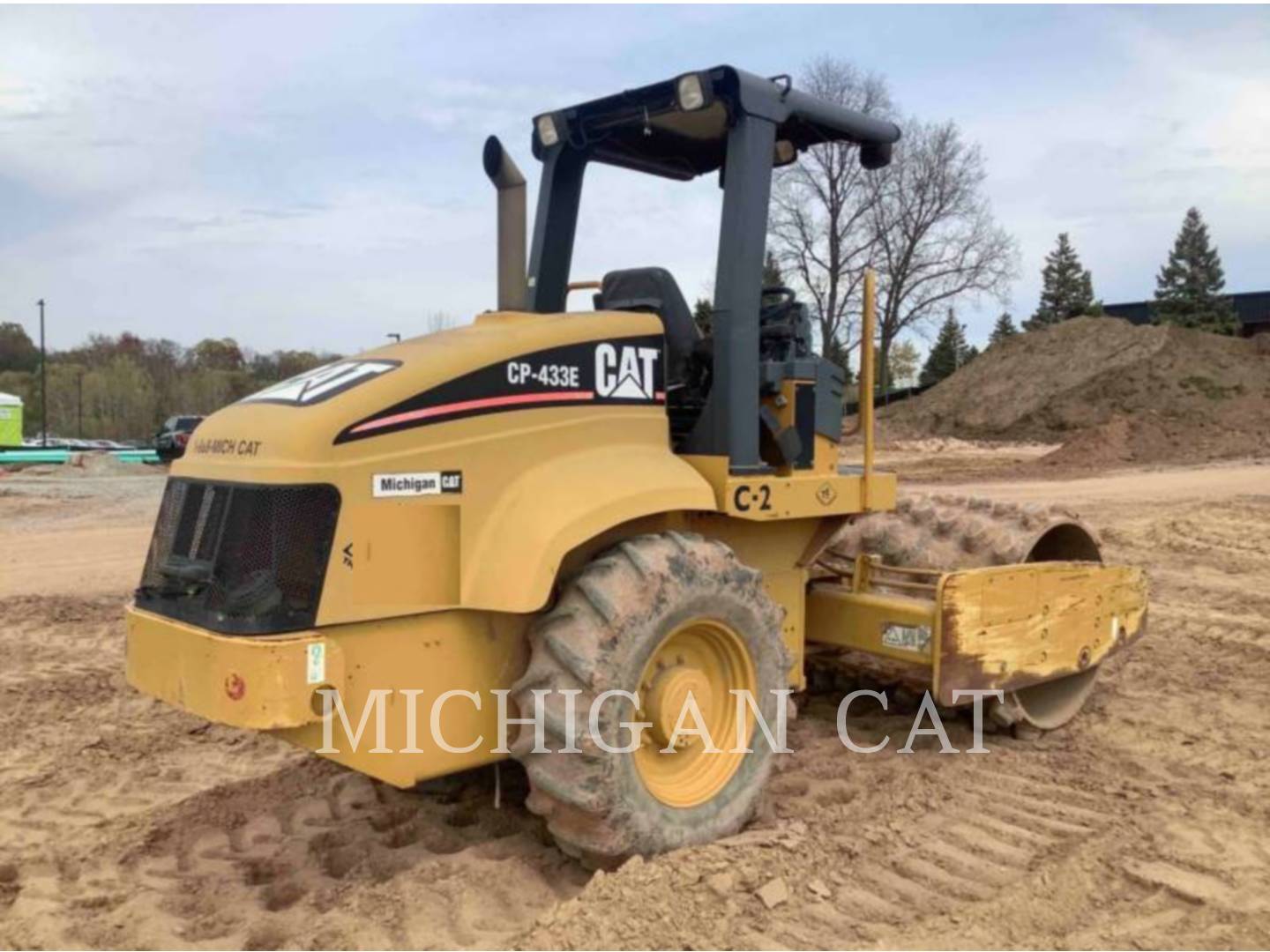 2006 Caterpillar CP433E Vibratory Single