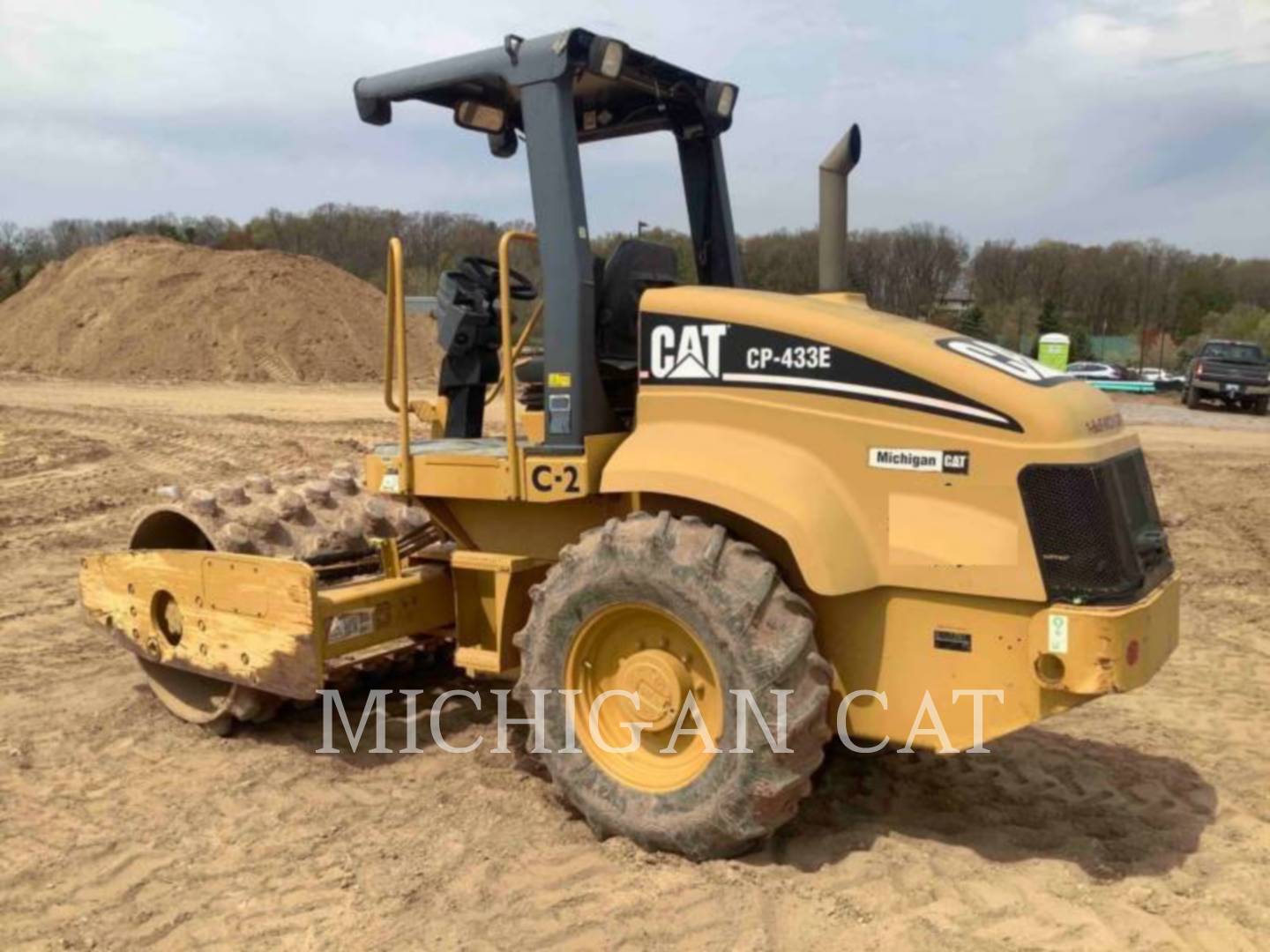 2006 Caterpillar CP433E Vibratory Single