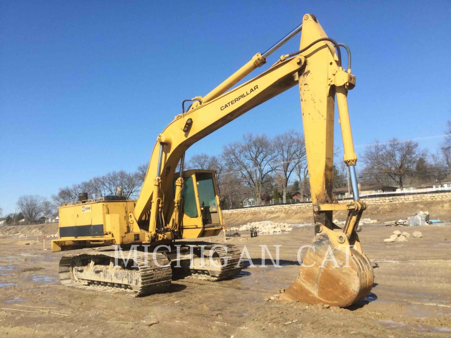 1986 Caterpillar 235B Excavator