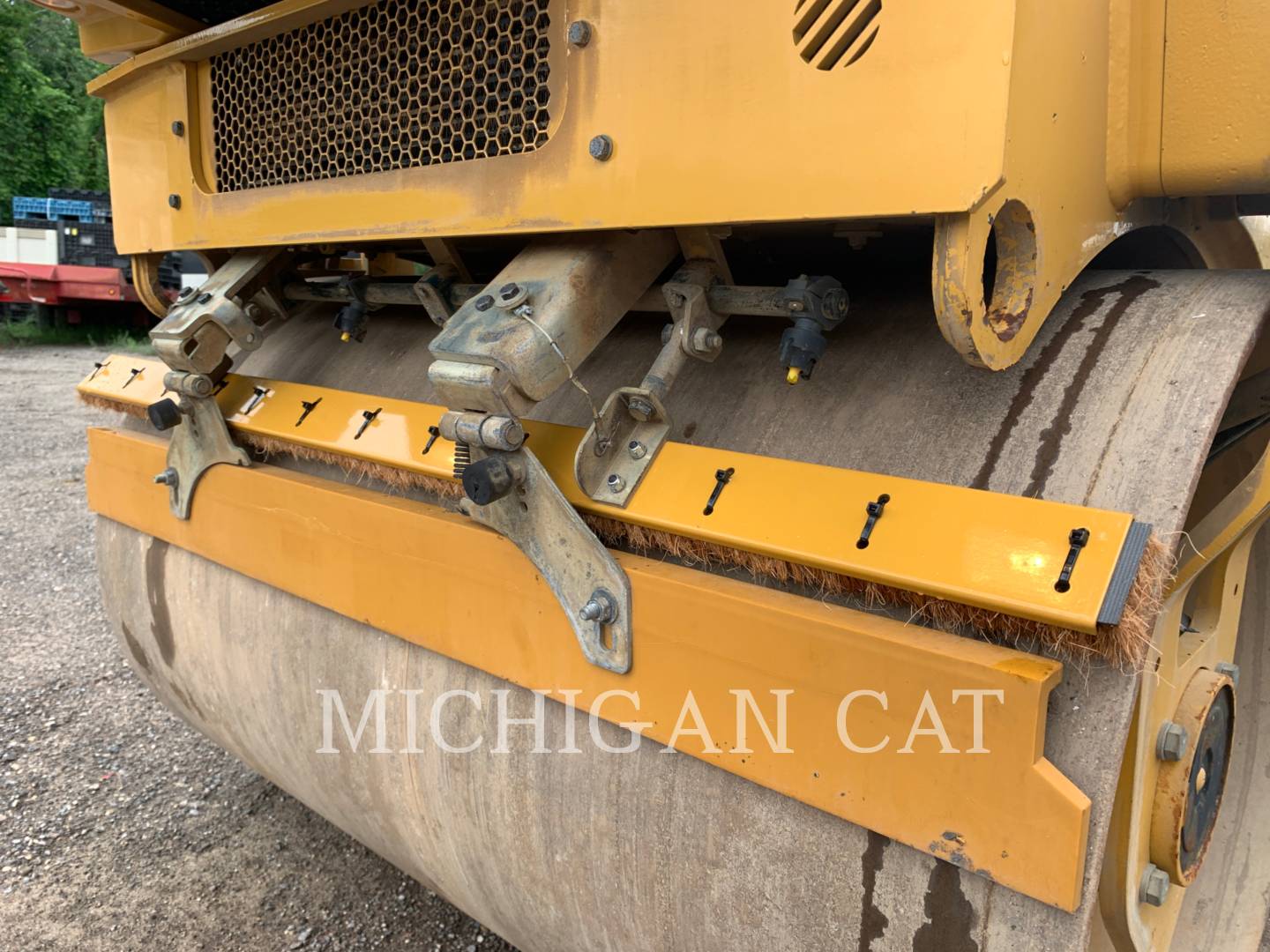 2019 Caterpillar CB34B Vibratory Single