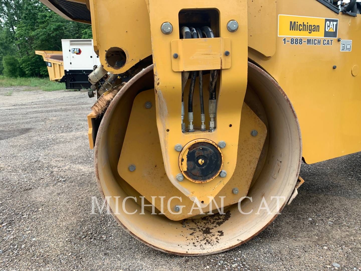 2019 Caterpillar CB34B Vibratory Single