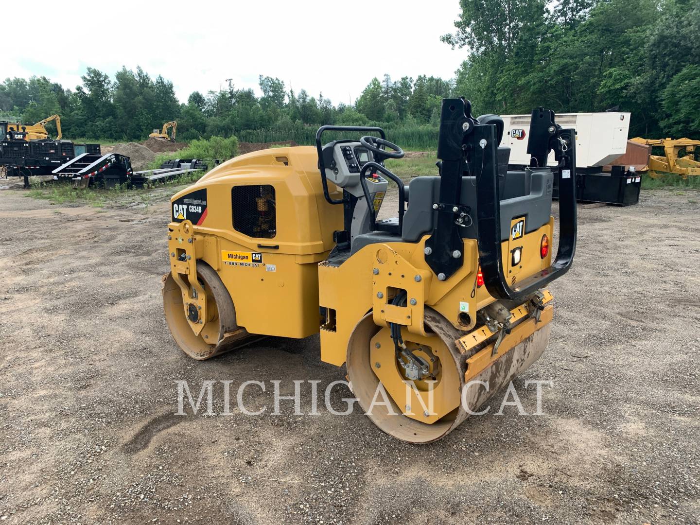 2019 Caterpillar CB34B Vibratory Single