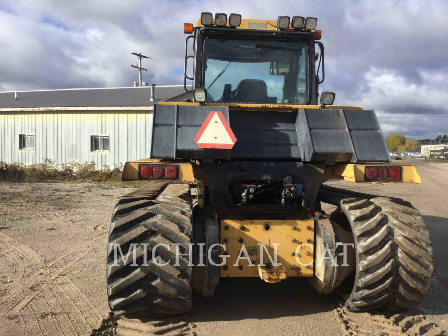 1996 Caterpillar CH85D Tractor