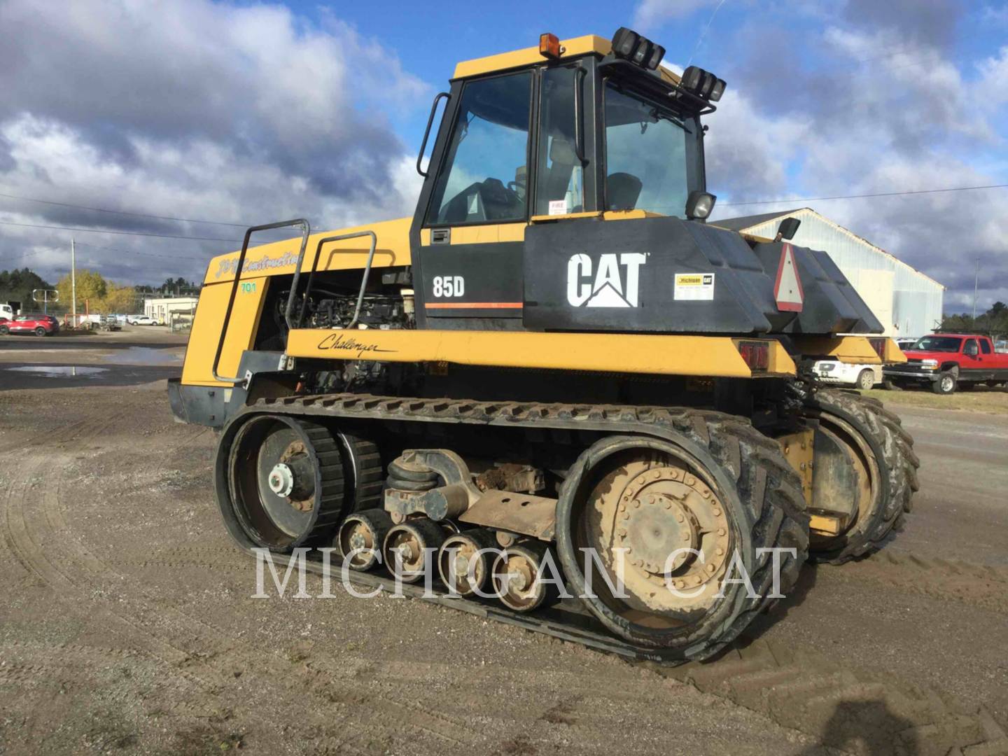 1996 Caterpillar CH85D Tractor