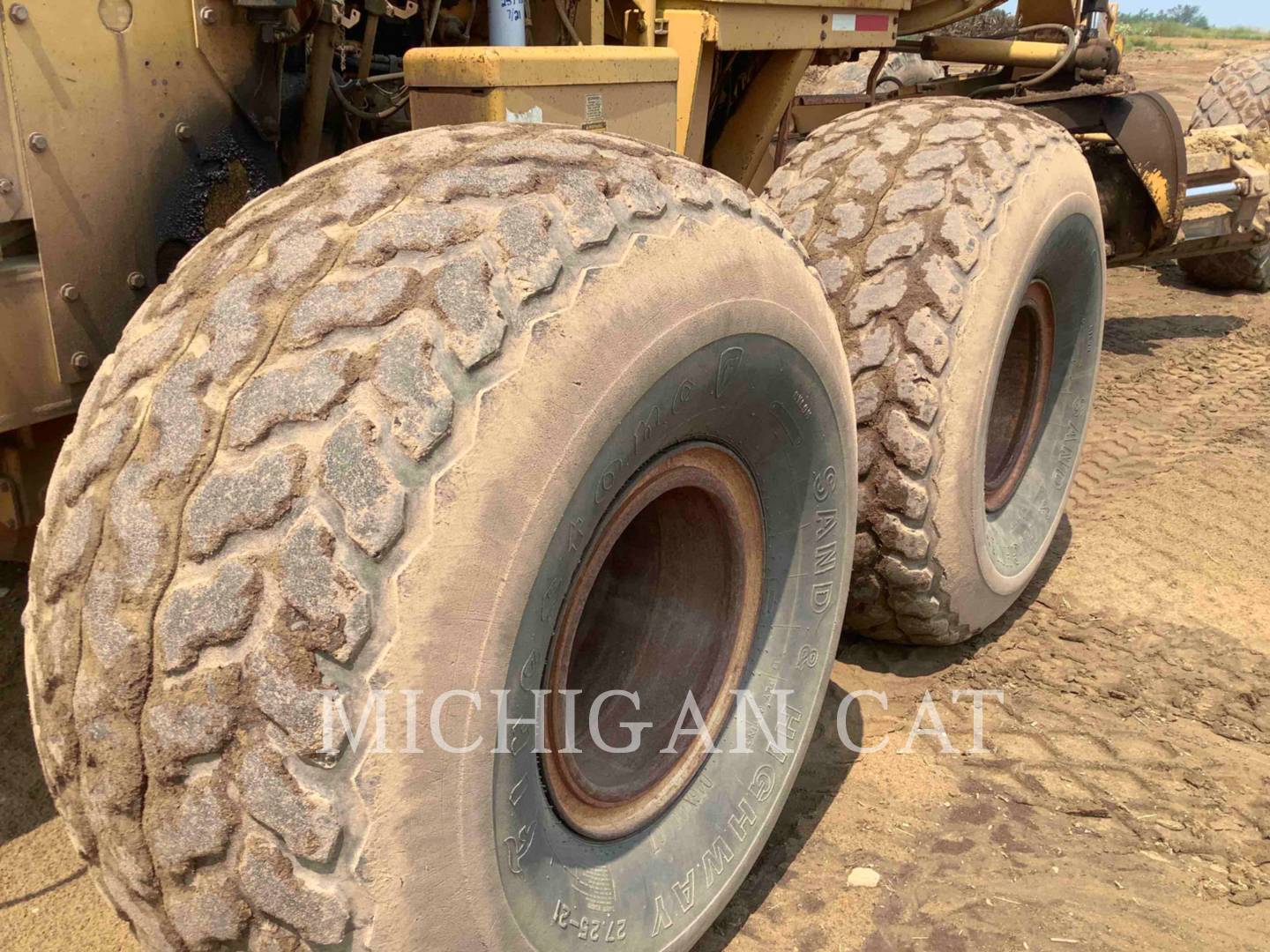 1989 Caterpillar 14G Grader - Road