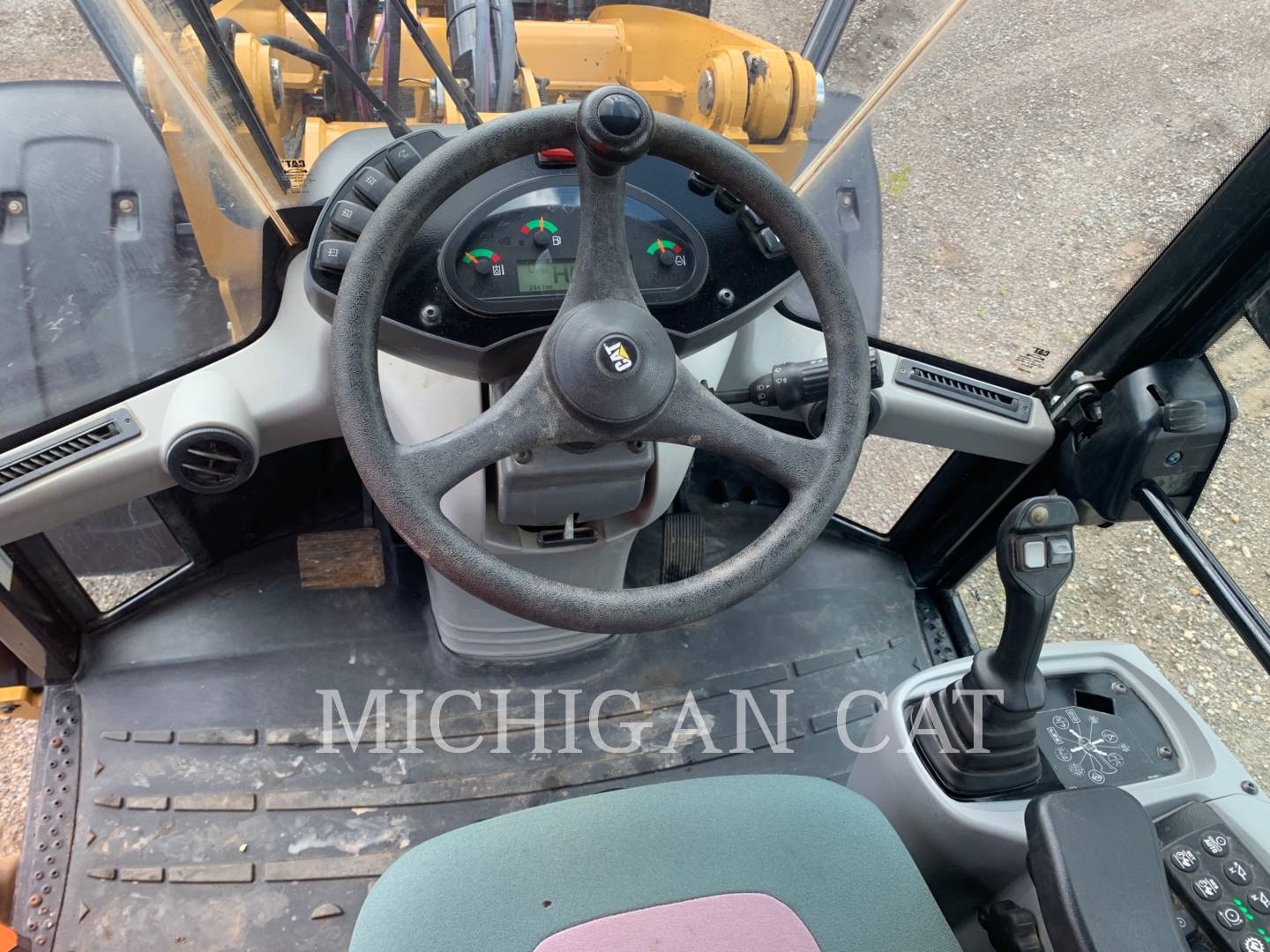 2018 Caterpillar 908M A Wheel Loader