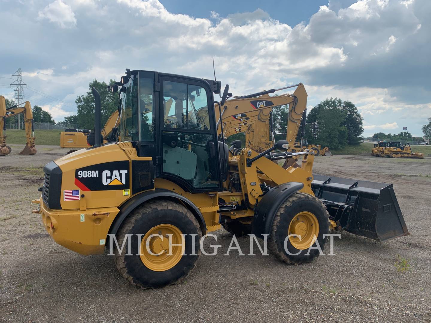 2018 Caterpillar 908M A Wheel Loader