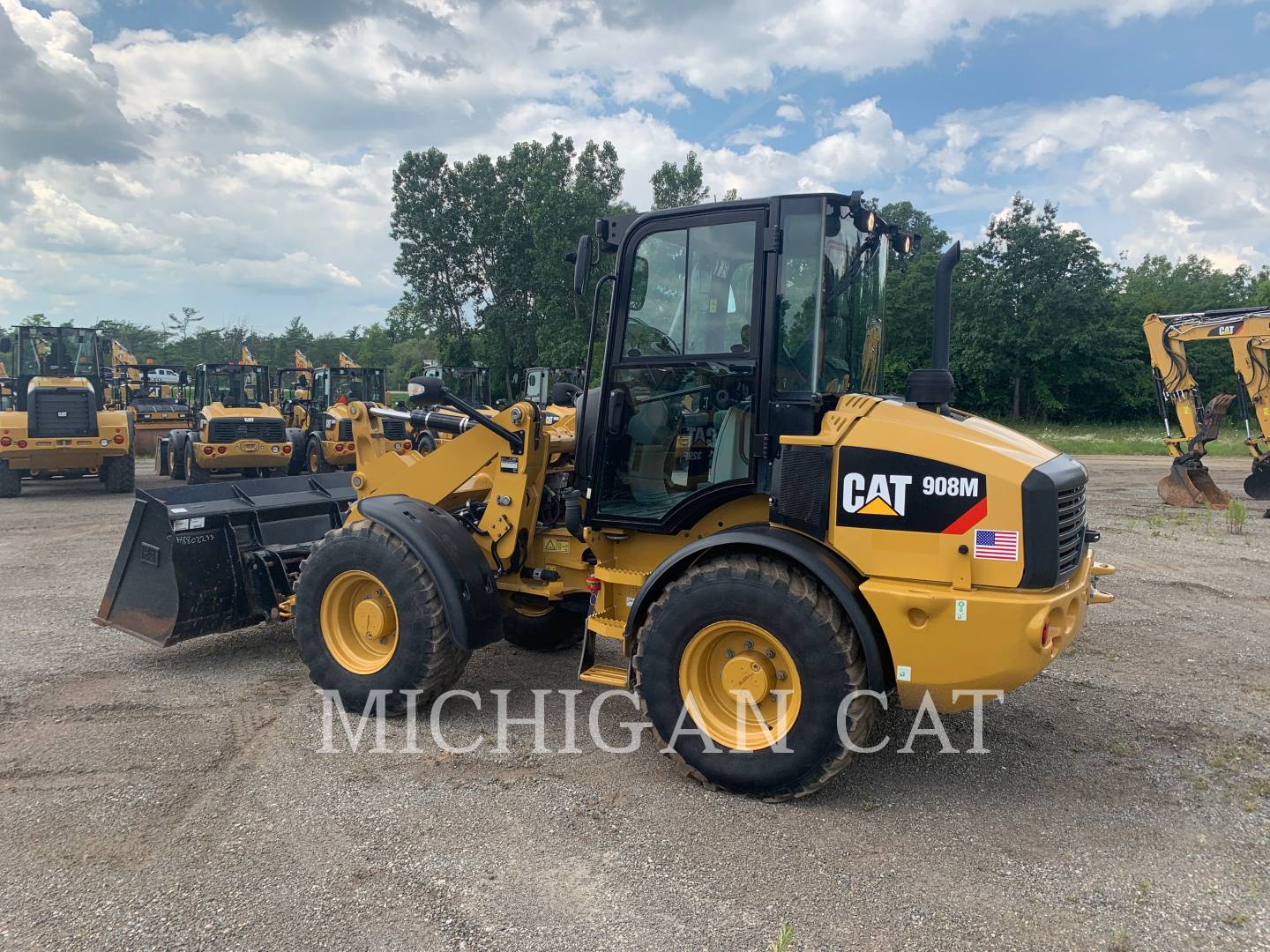 2018 Caterpillar 908M A Wheel Loader