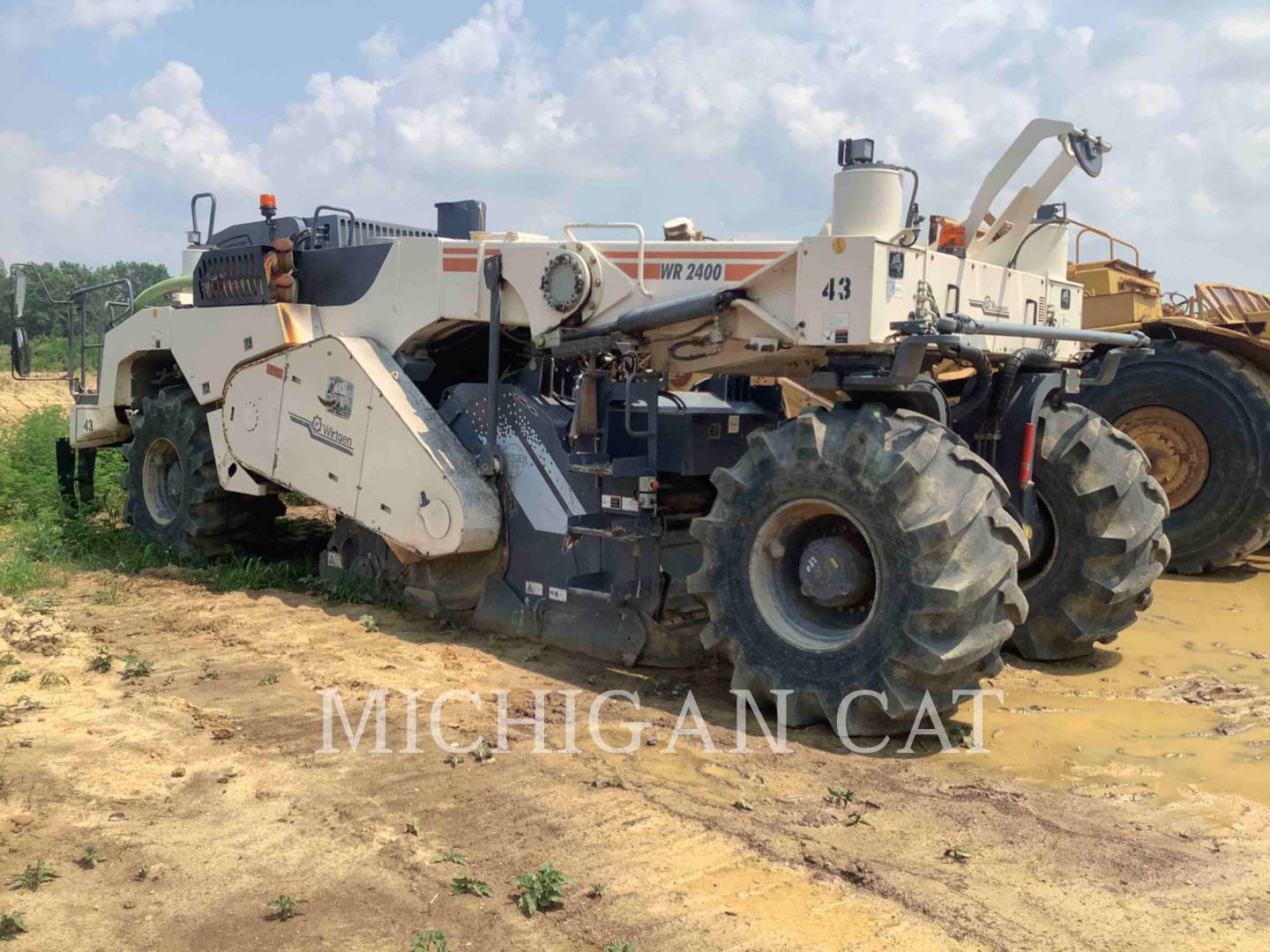 2008 Misc WR2400 Reclaimer/Stabilizer