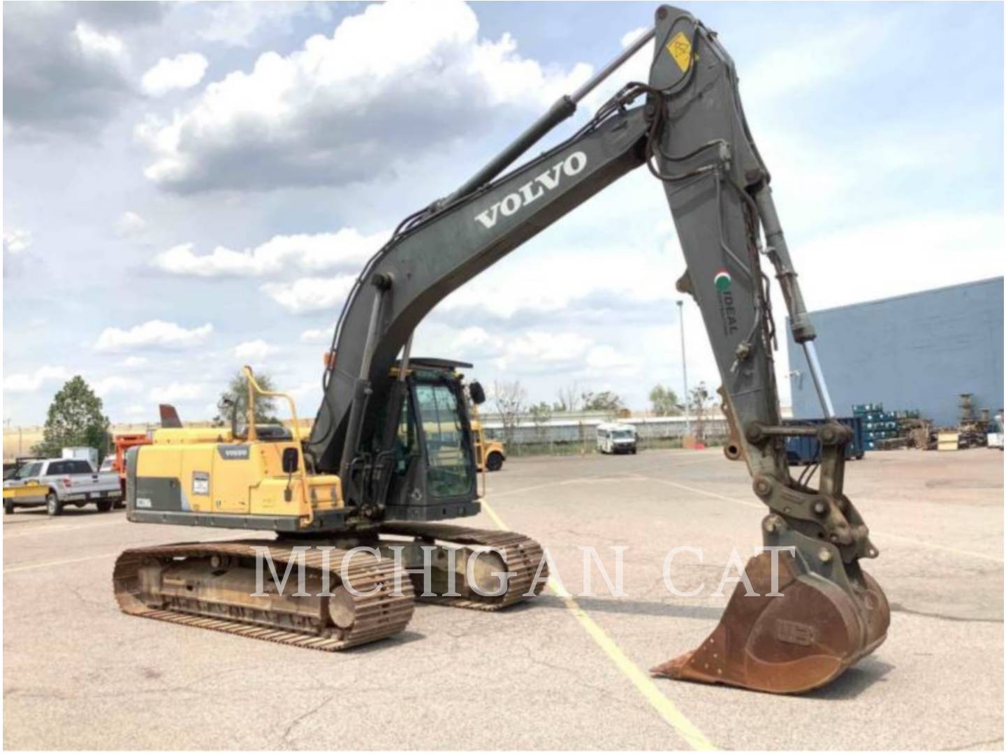 2013 Volvo EC220DL Excavator