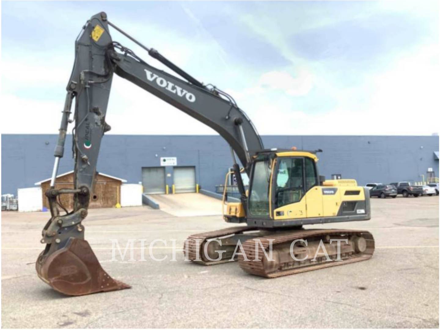 2013 Volvo EC220DL Excavator