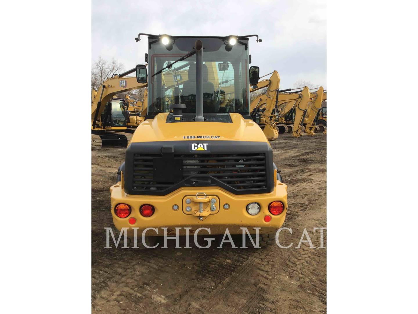 2019 Caterpillar 908M A Wheel Loader