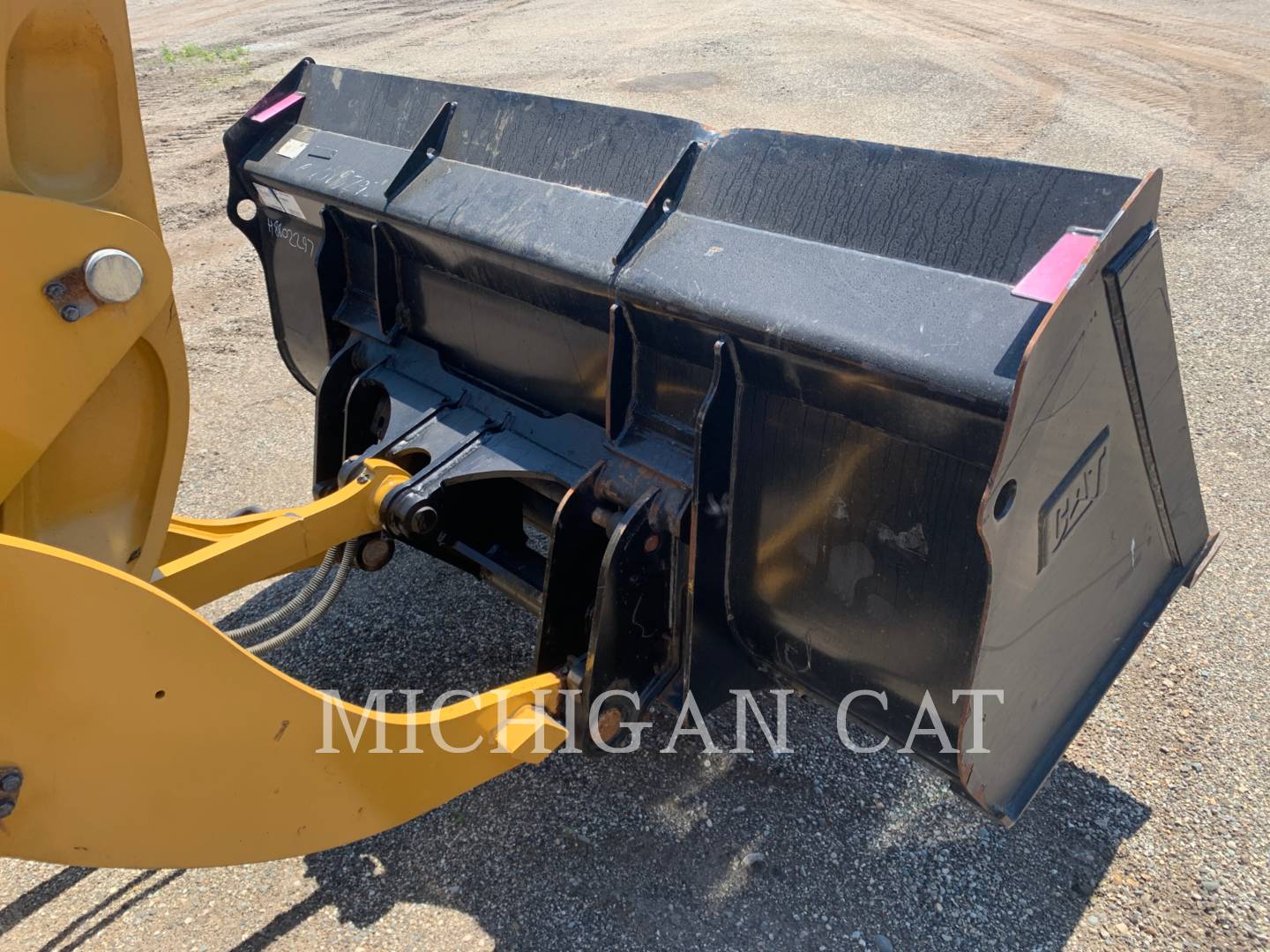 2018 Caterpillar 908M AR Wheel Loader