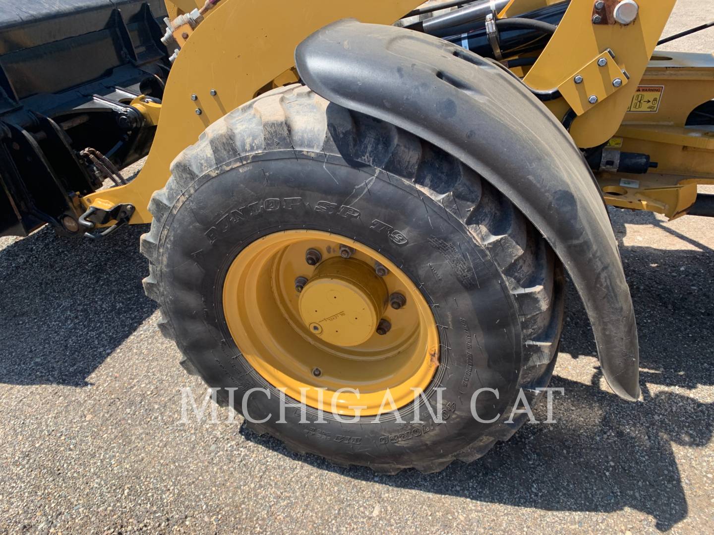 2018 Caterpillar 908M AR Wheel Loader