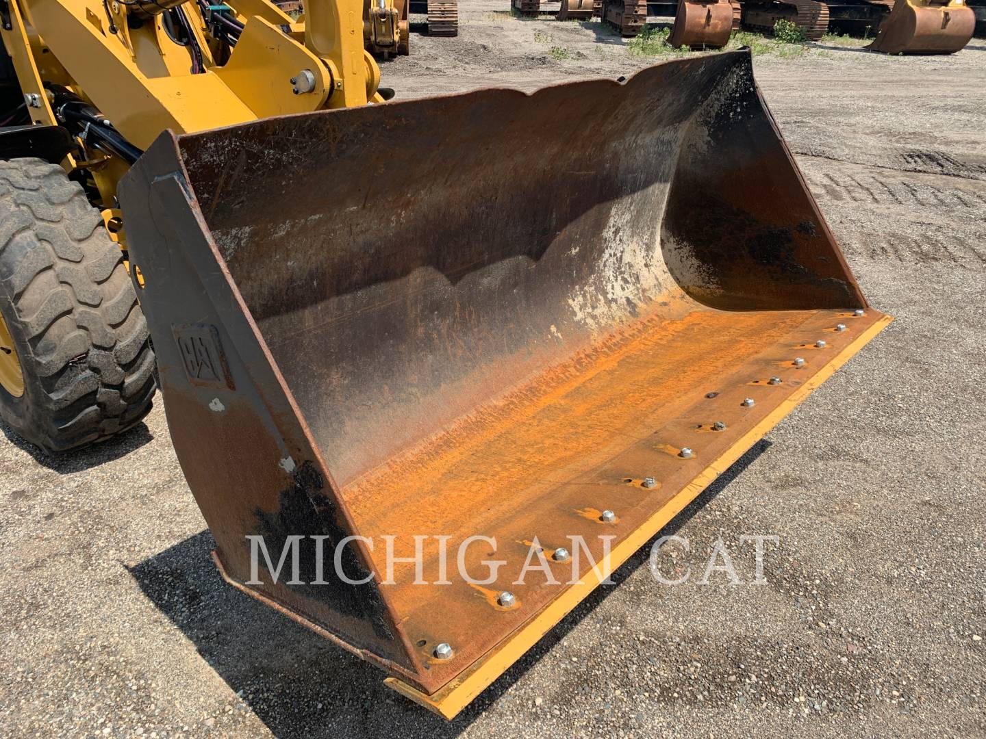 2018 Caterpillar 908M A Wheel Loader