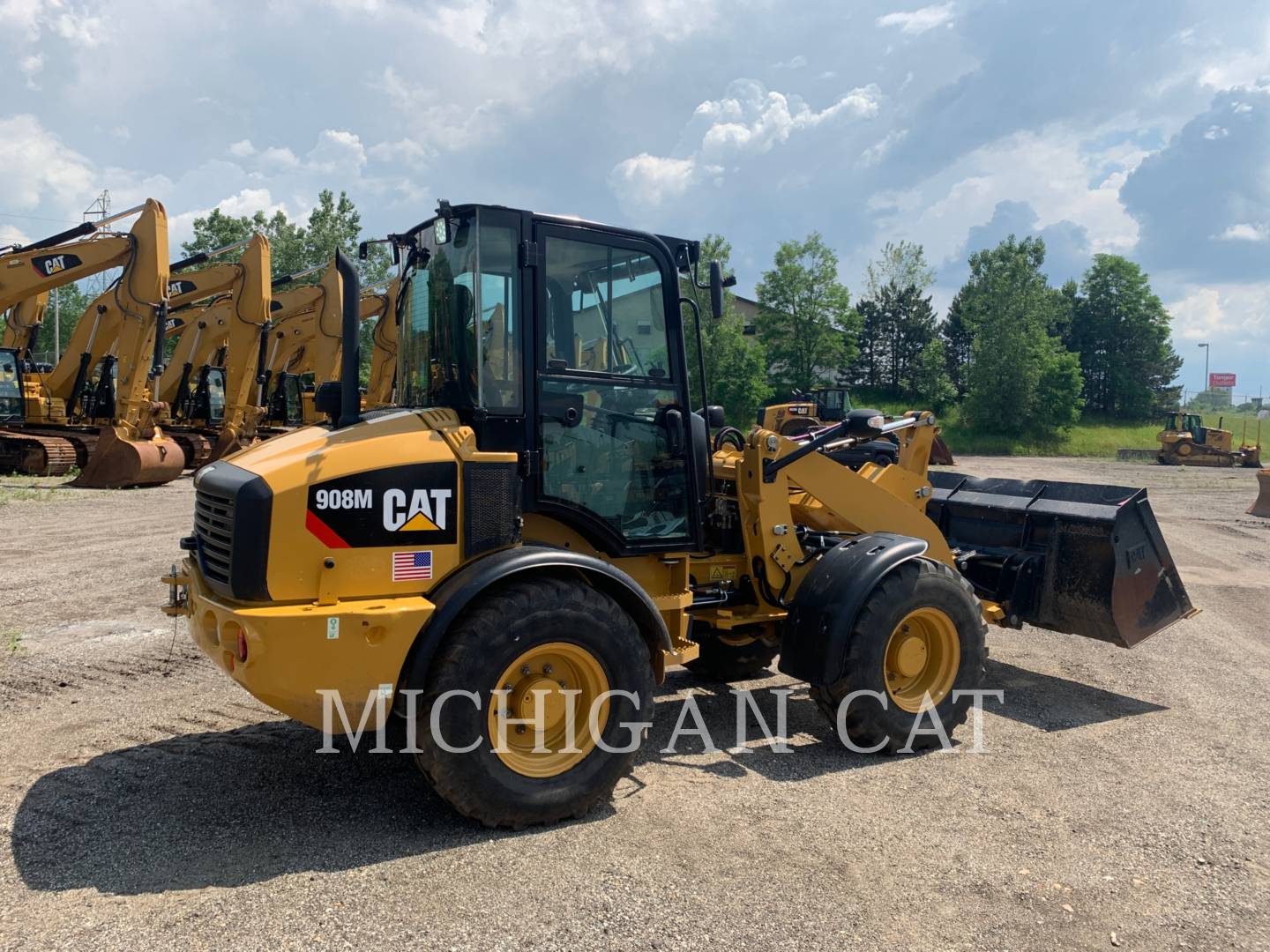 2018 Caterpillar 908M A Wheel Loader