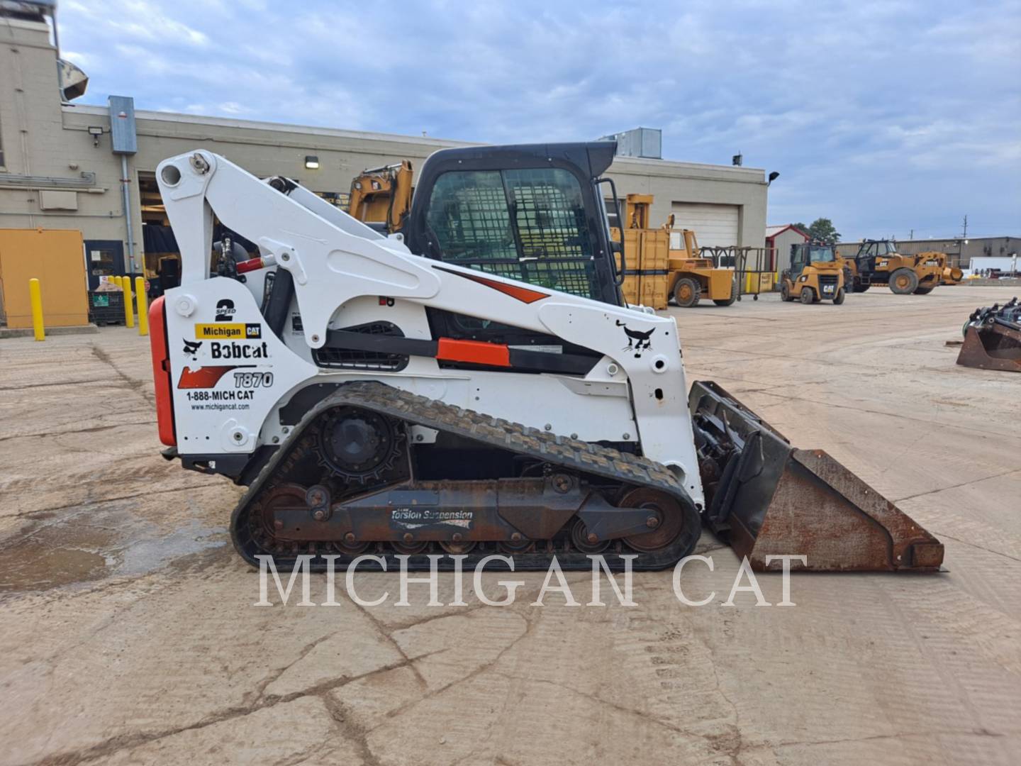 2019 Bobcat T870 Compact Track Loader