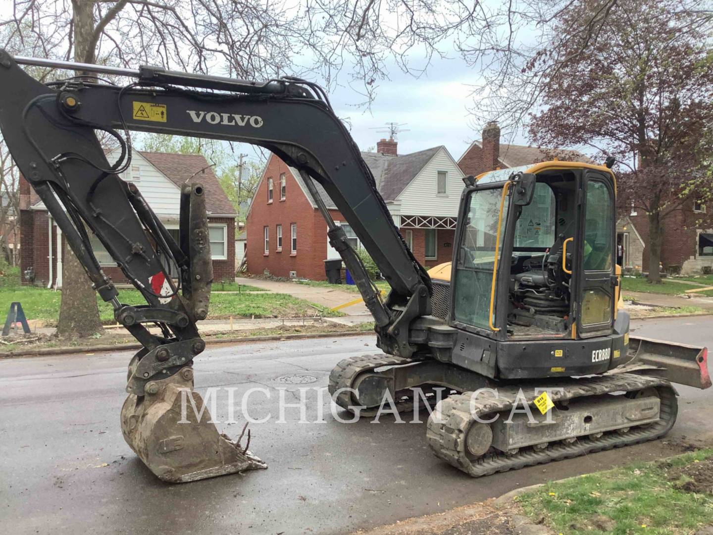 2016 Volvo ECR88D Excavator