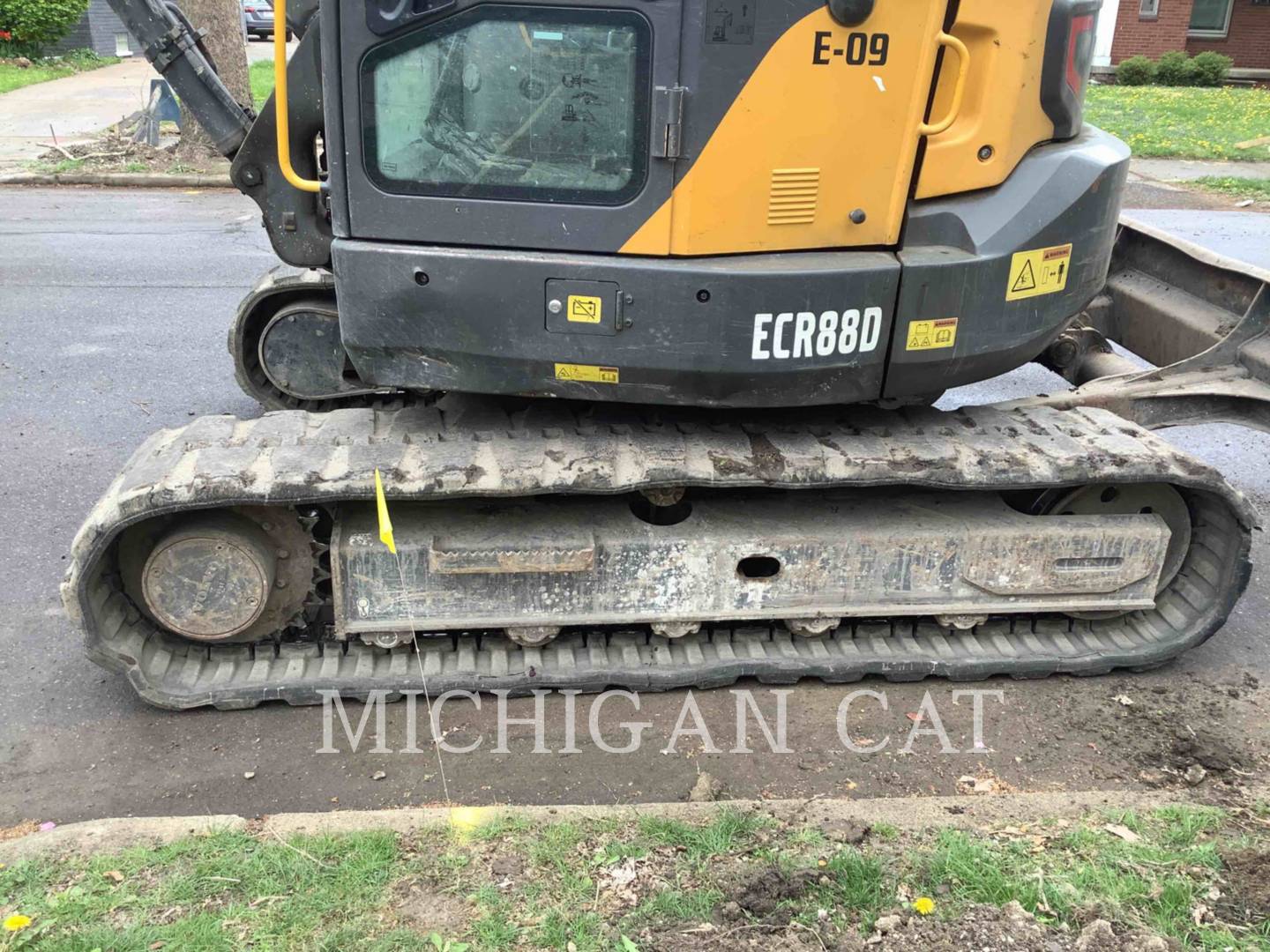 2016 Volvo ECR88D Excavator