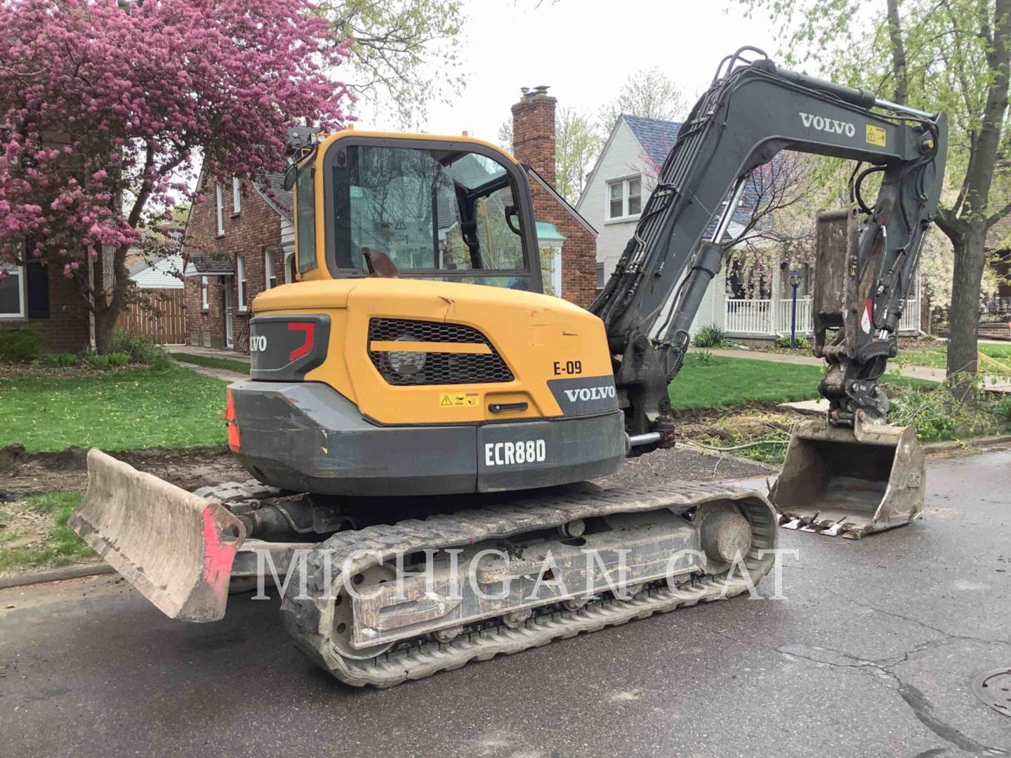 2016 Volvo ECR88D Excavator