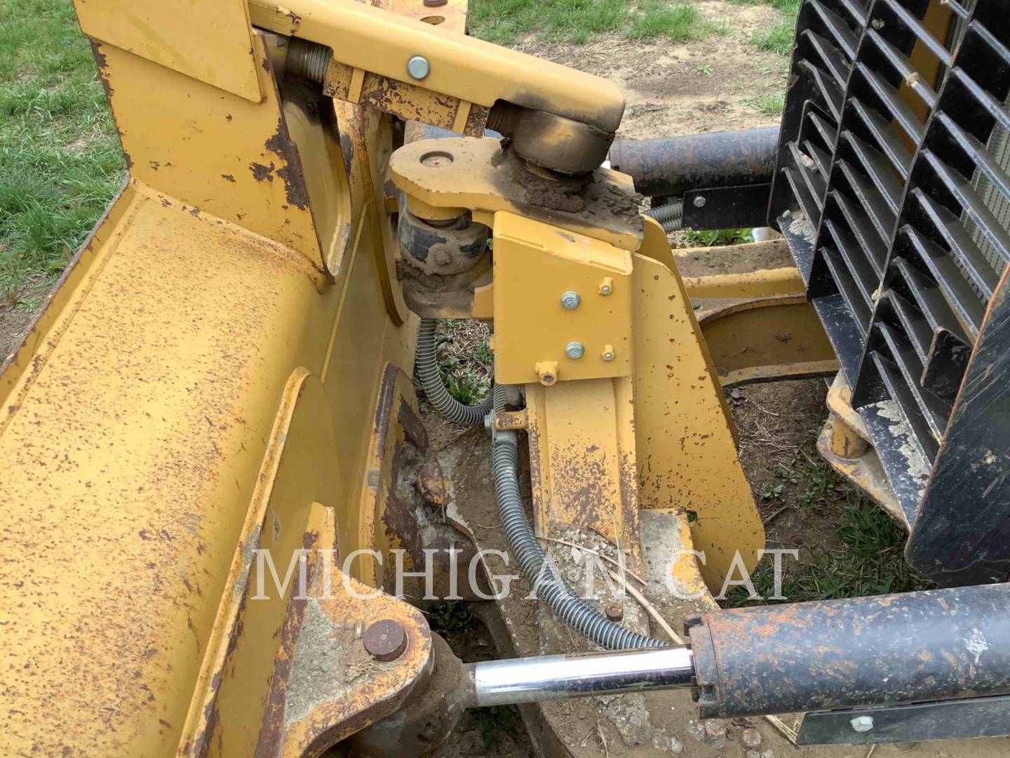 2014 Caterpillar D3K2XL Dozer