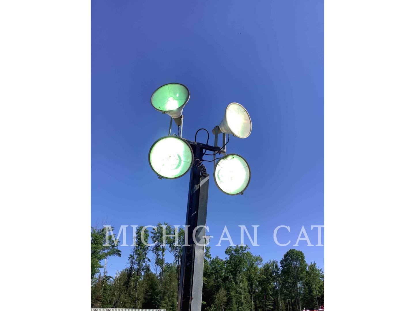 2004 Misc 3060MMH L TOWER Light Tower