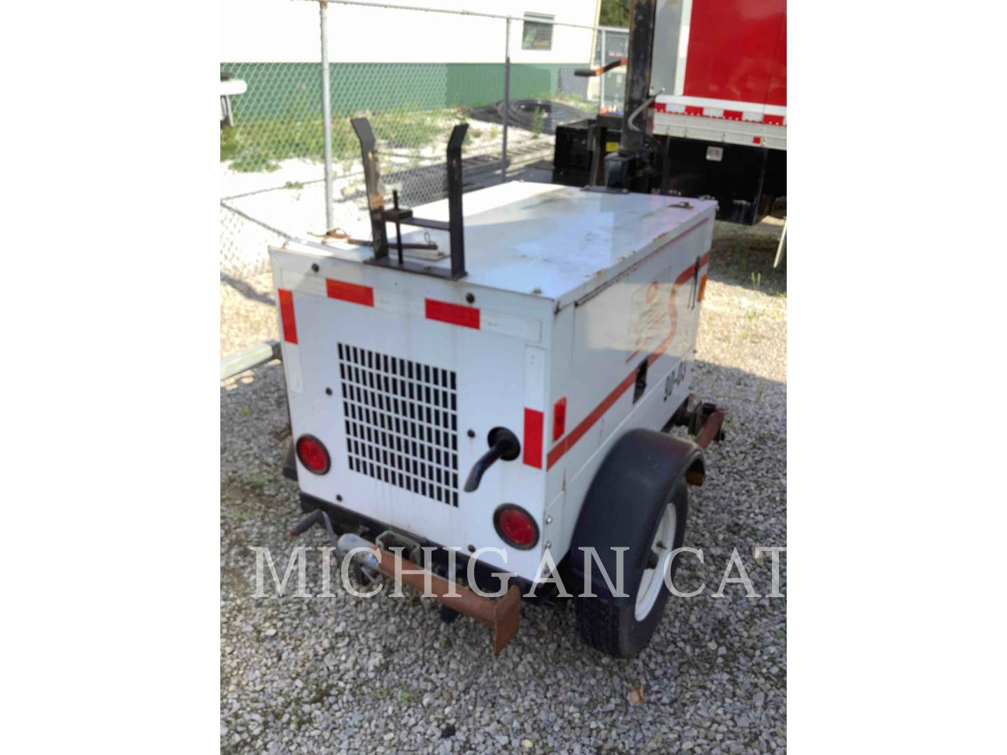 2004 Magnum Attachments 3060 MMH LIGHT TOWER Light Tower