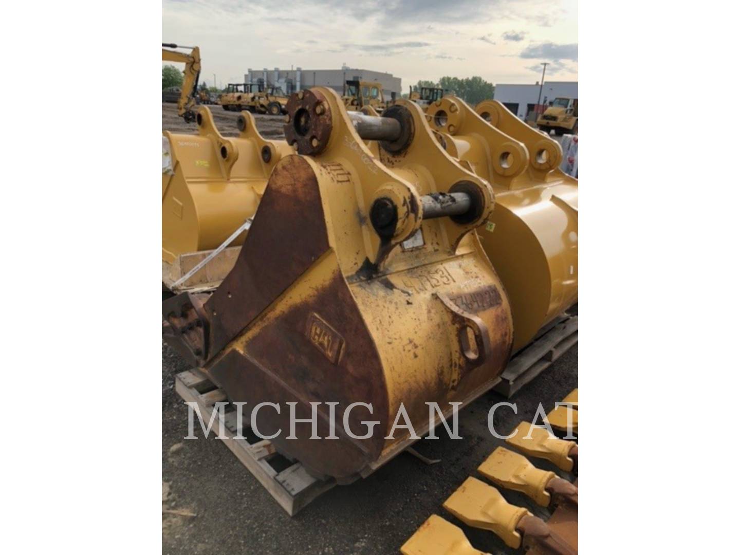 2015 Caterpillar DB 42" SDBKT Bucket