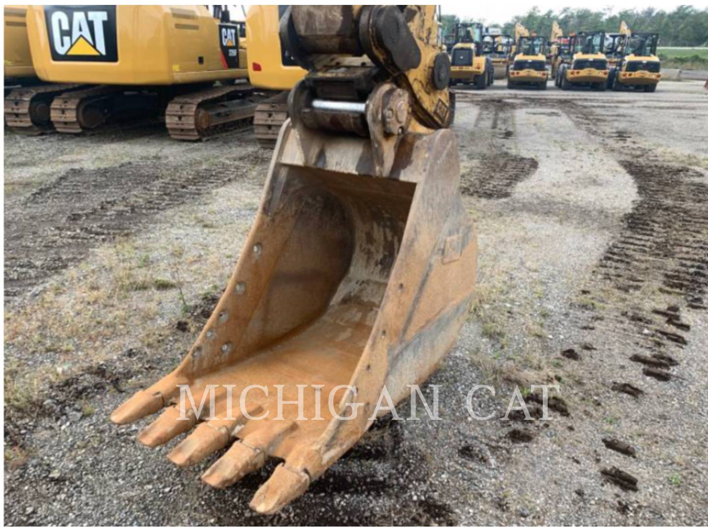 2016 Caterpillar B 36" SDBKT Bucket