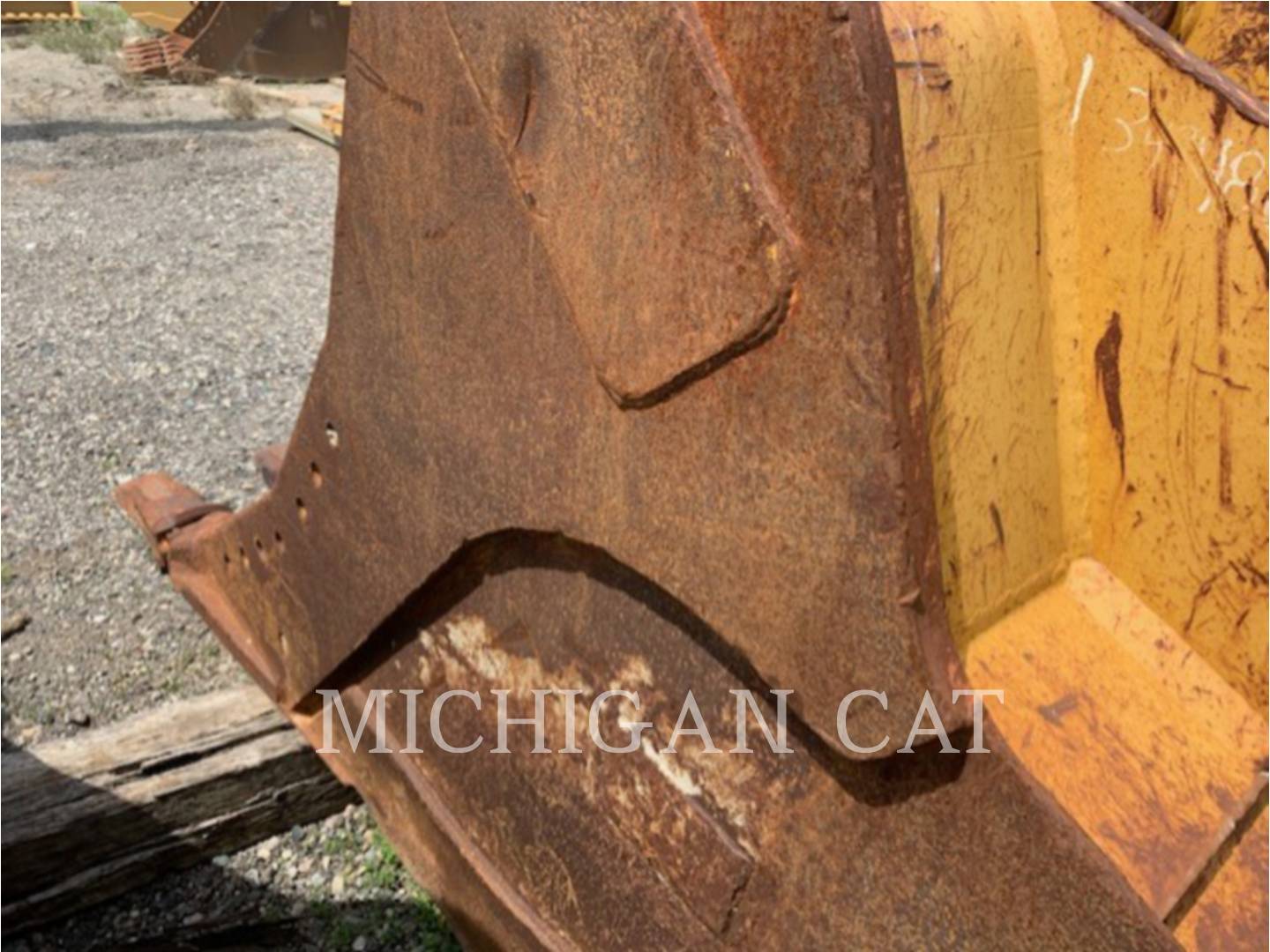 2012 Caterpillar TB 48" HDBKT Bucket