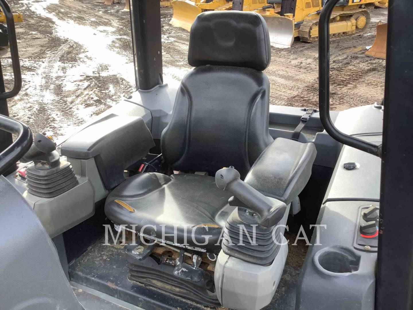 2014 Caterpillar D4K2X Dozer