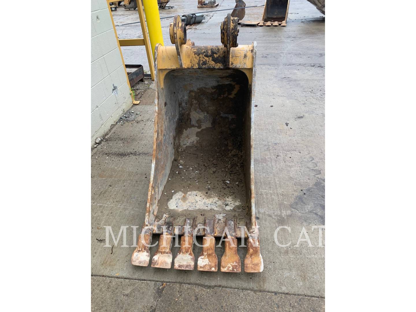 Caterpillar 312 30" GDCBKT Bucket