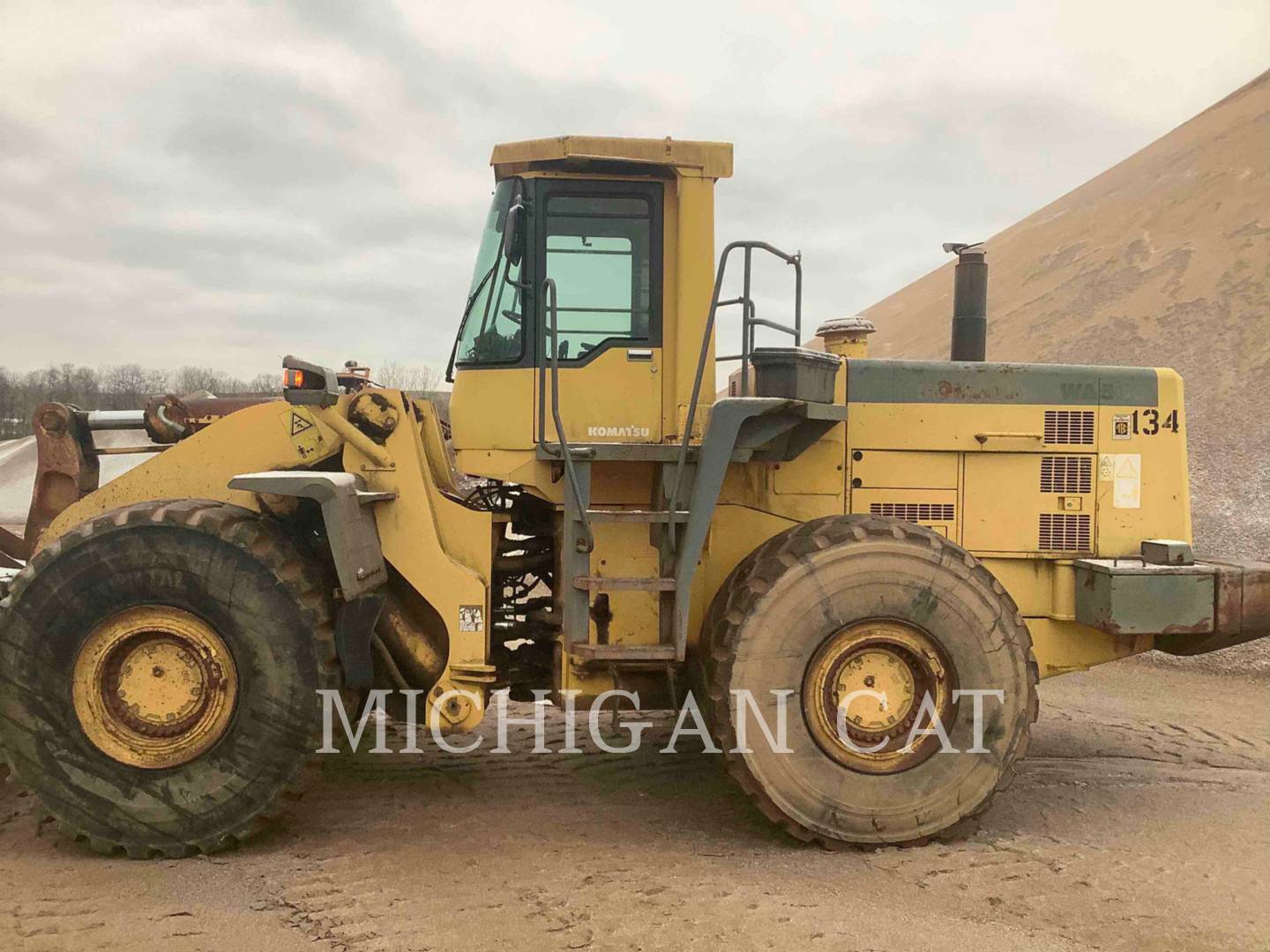 1998 Komatsu WA500.3L Wheel Loader