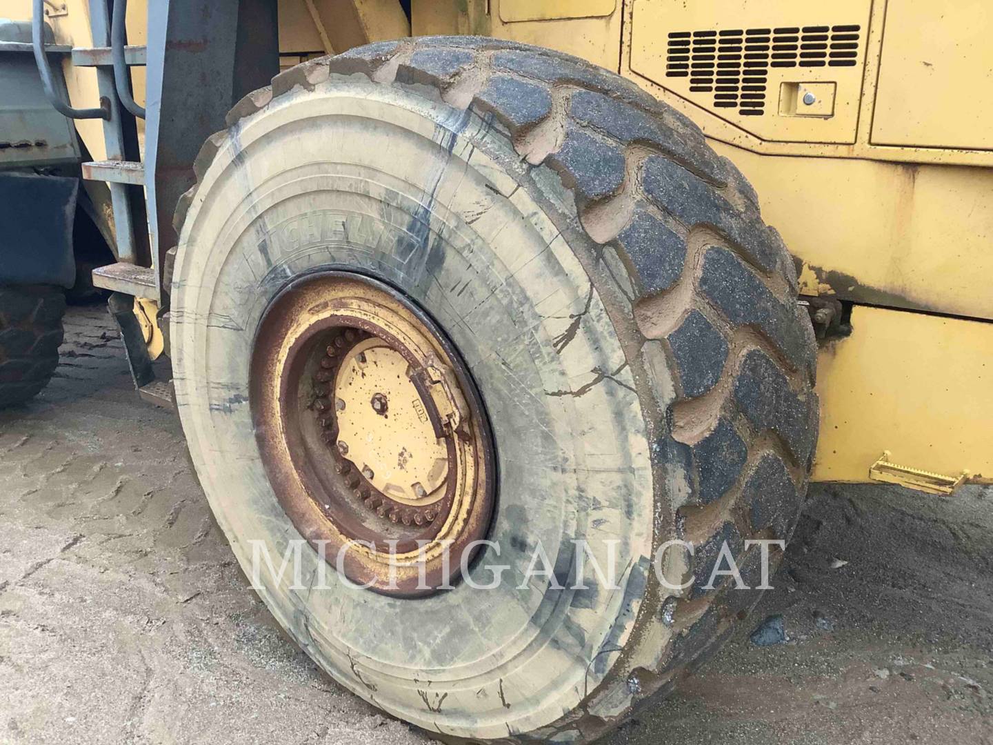 1998 Komatsu WA500.3L Wheel Loader