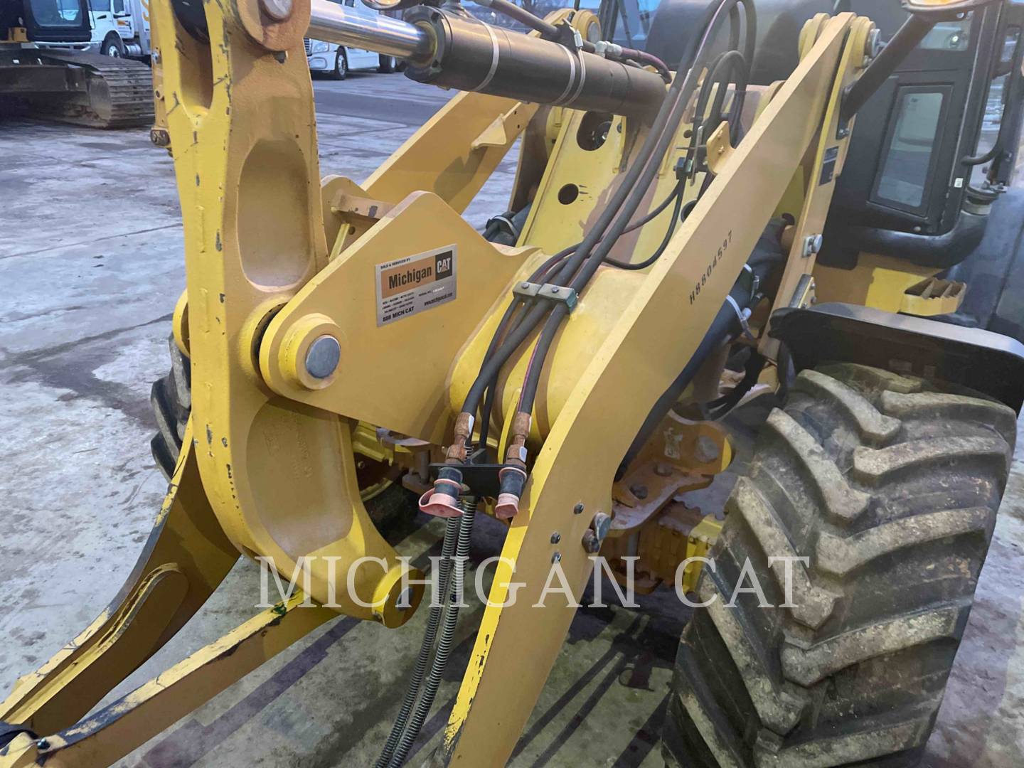 2020 Caterpillar 908M A Wheel Loader