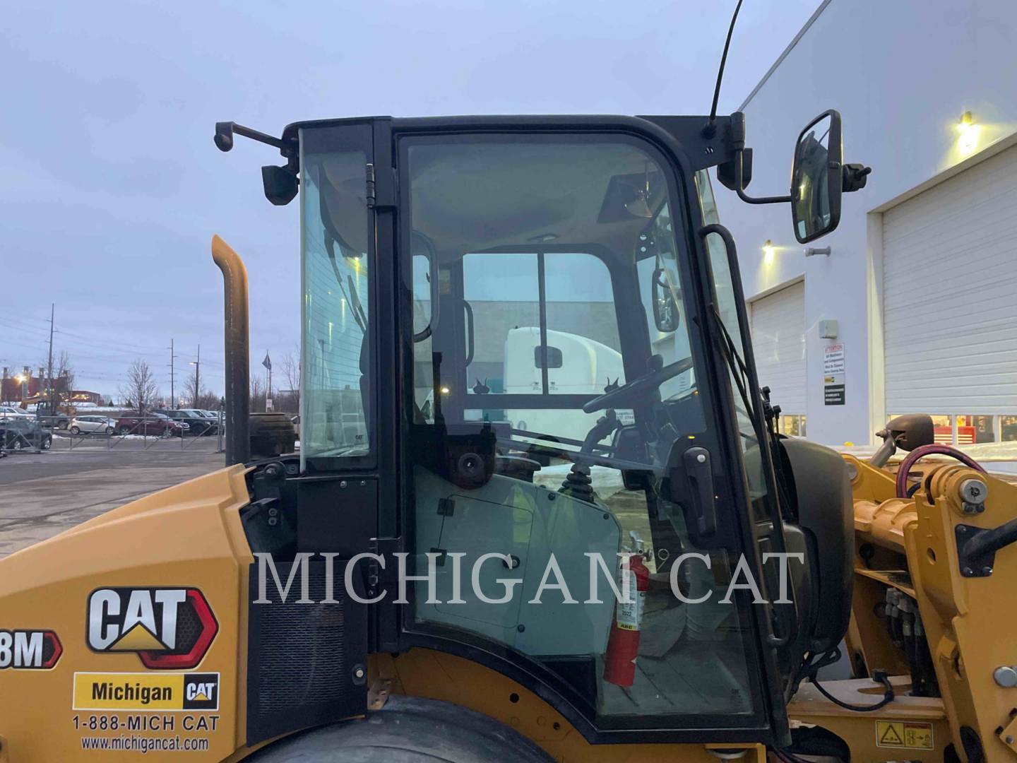 2020 Caterpillar 908M A Wheel Loader