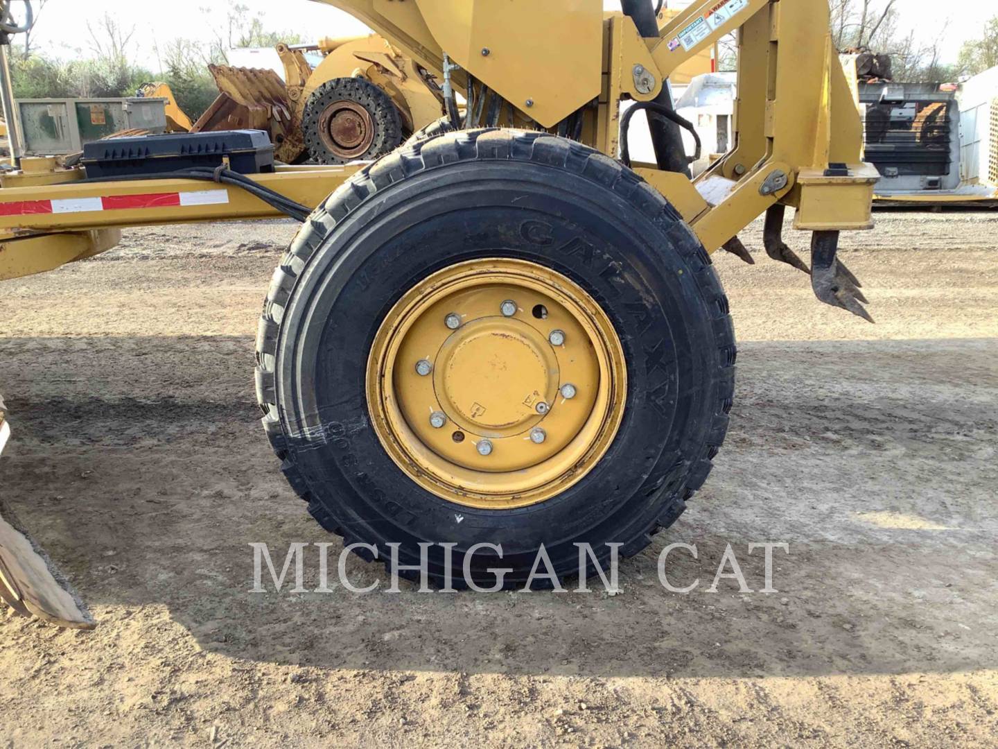 2017 Caterpillar 140M3 AWD Grader - Road