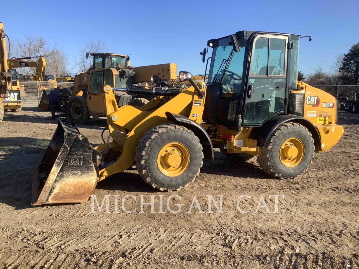 2021 Caterpillar 906M A Wheel Loader