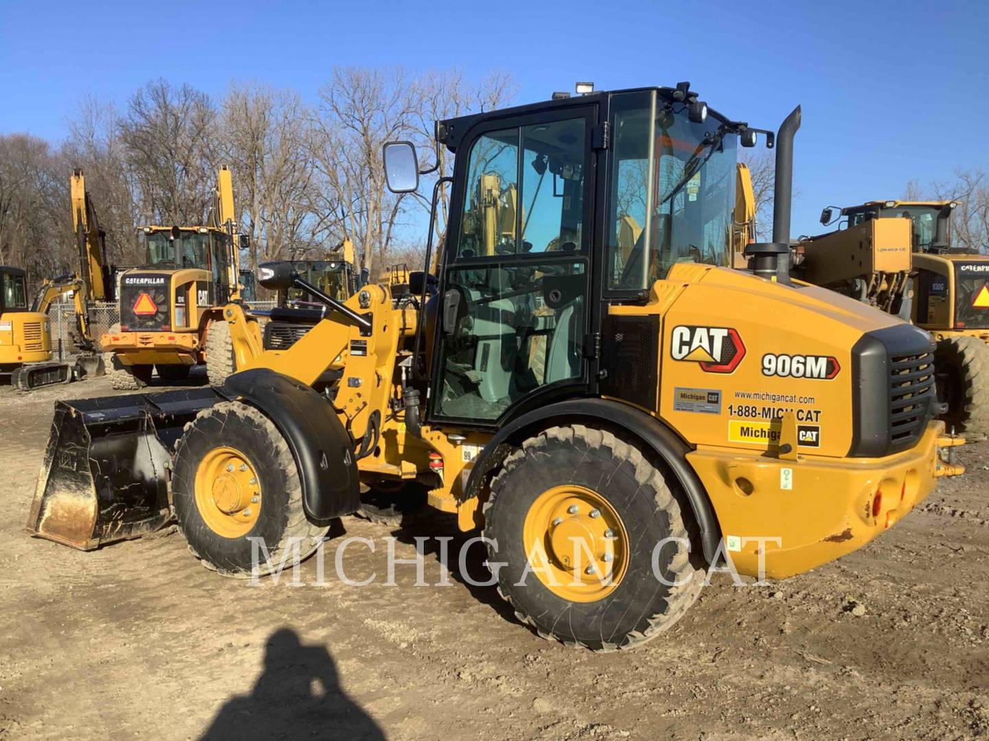 2021 Caterpillar 906M A Wheel Loader